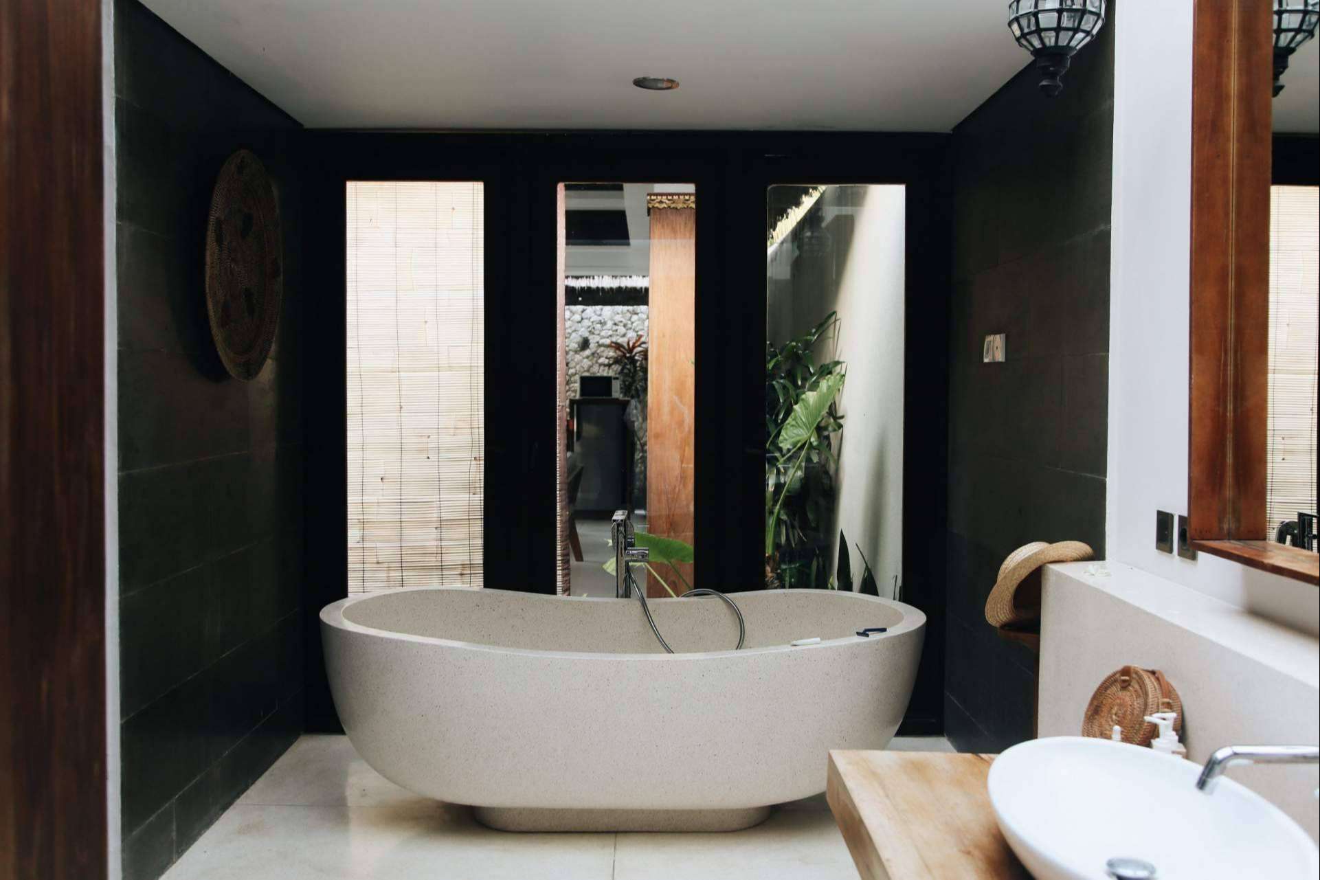 La compañía de reformas de baños en Madrid (IMR) ayuda a revalorizar las casas modernizándolas