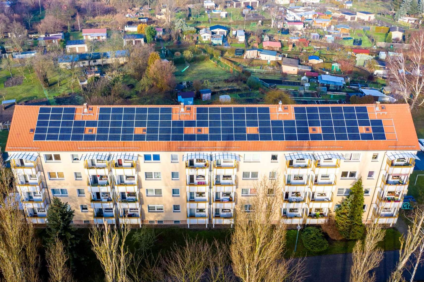 Ahorrar hasta un 70 % en la factura de la luz con Sol Valencia
