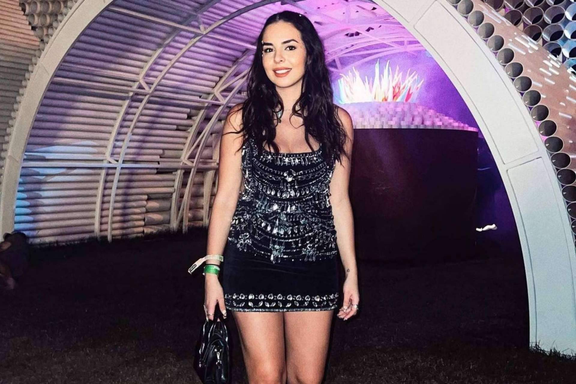 Este verano, la influencer Emilia Chaouchi marca tendencia