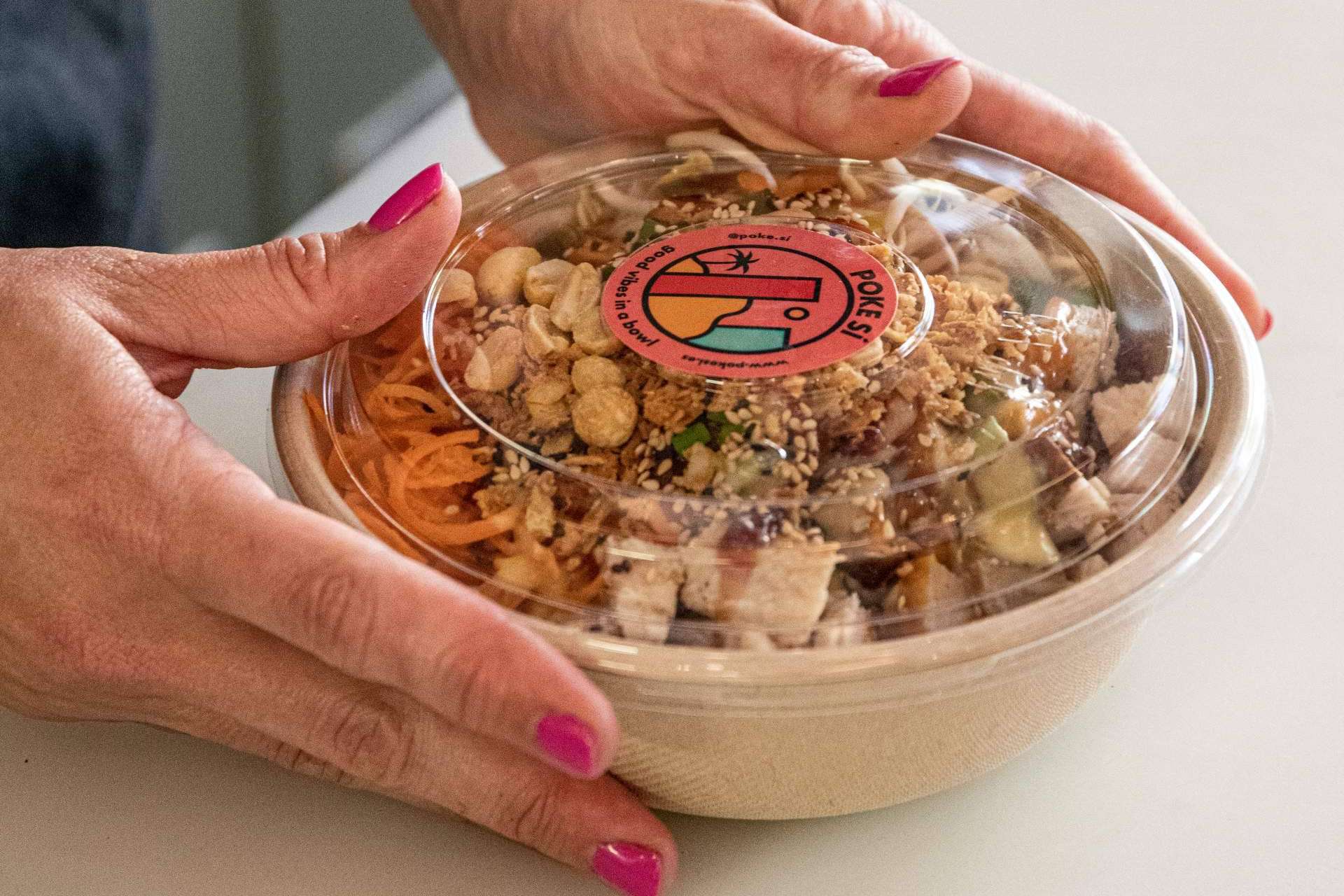Poke Sí expande sus fronteras y abre su primer restaurante en Badalona