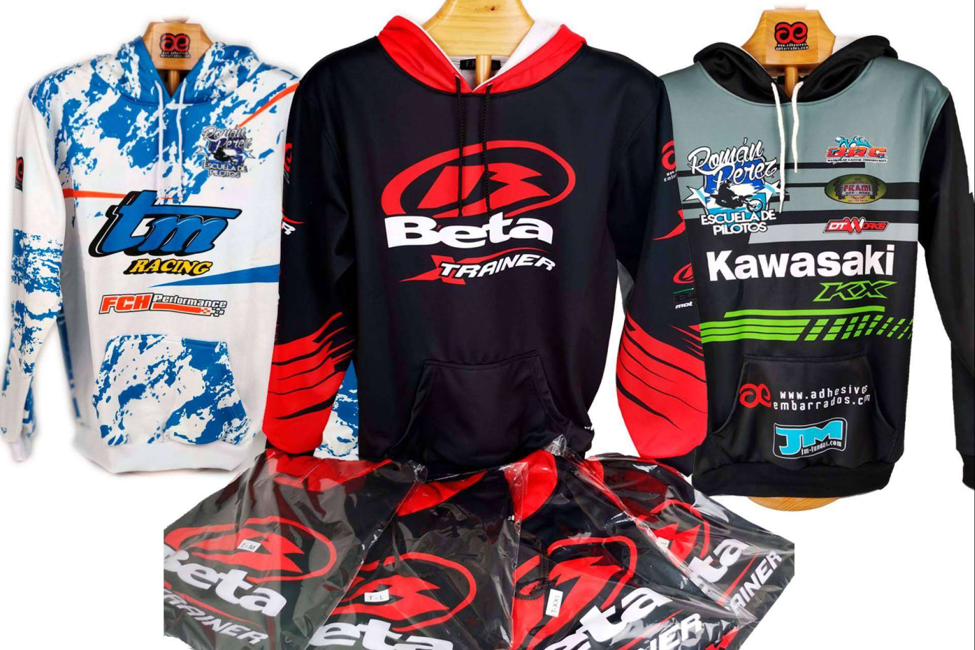 Toda la ropa off road que los pilotos necesitan se puede encontrar en ADHESIVOSEMBARRADOS