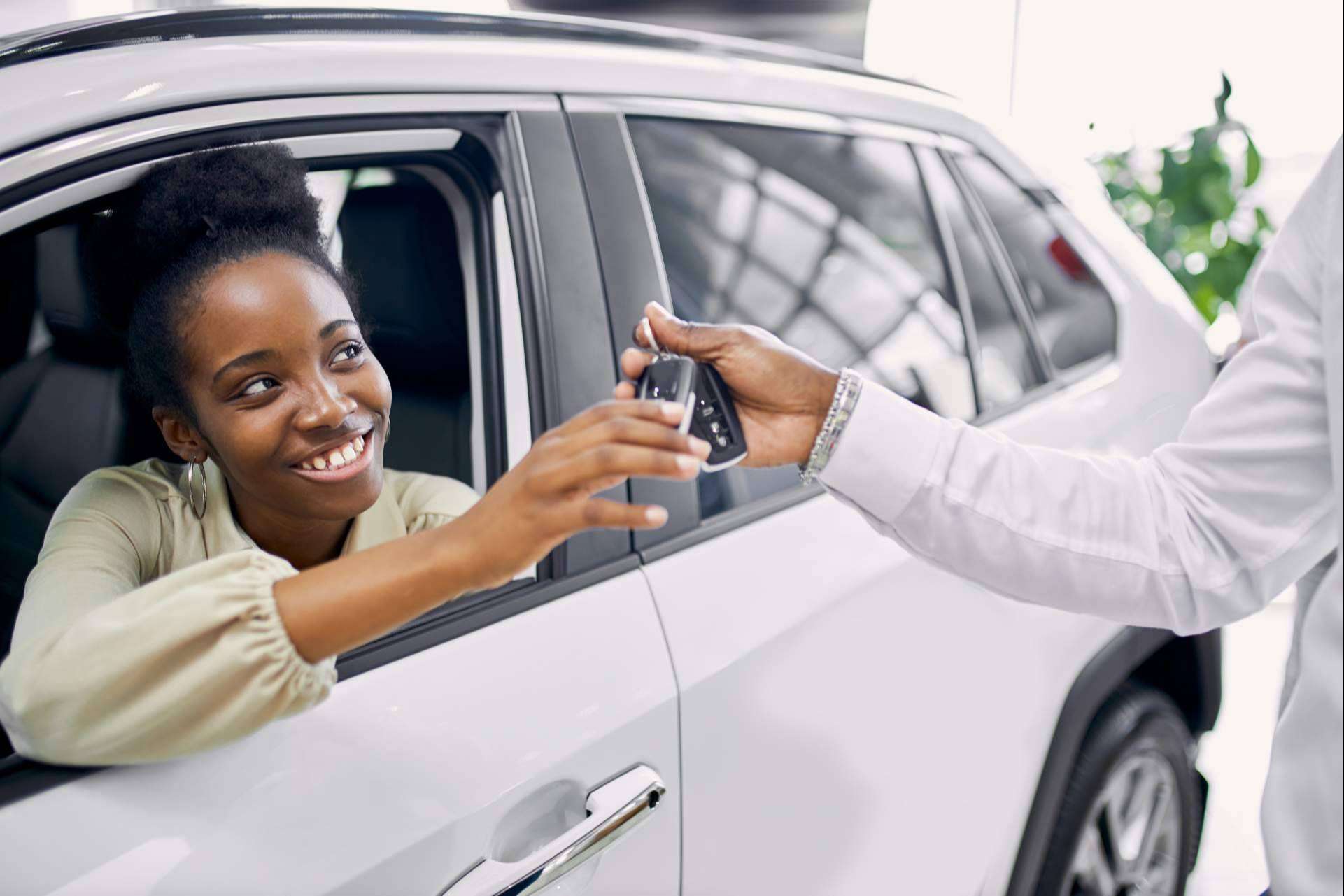 ¿Cómo saber cuántos propietarios ha tenido un coche? Con el informe vehículo DGT, de la mano de Inforautos