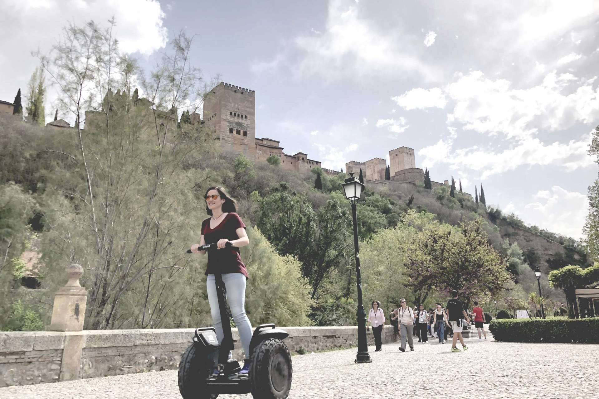 Más de 20 años ofreciendo tours por Granada de la mano de Play Granada
