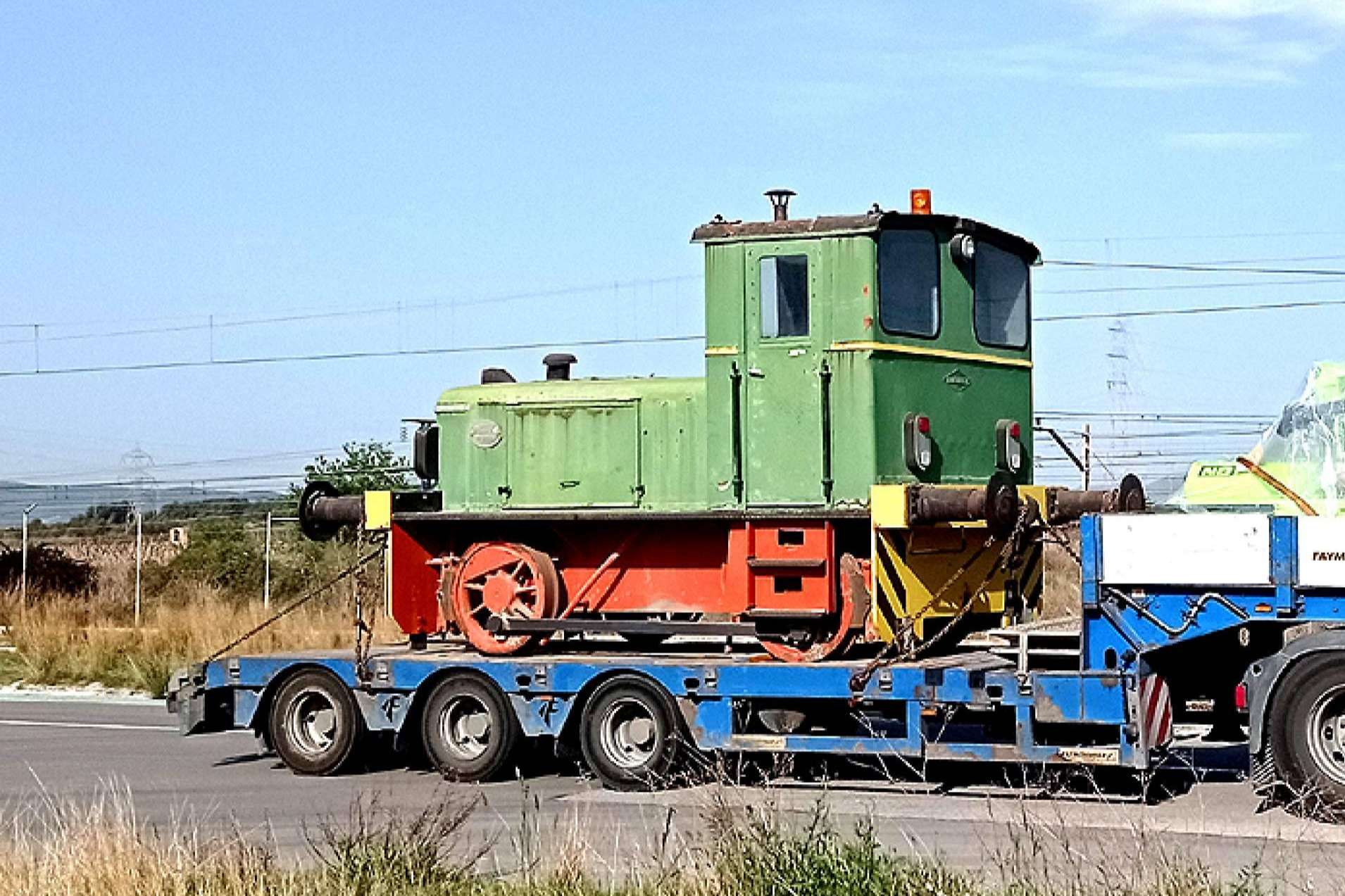 Se rescata una locomotora histórica de Saint Gobain gracias a la Fundación del Patrimonio Ferroviario