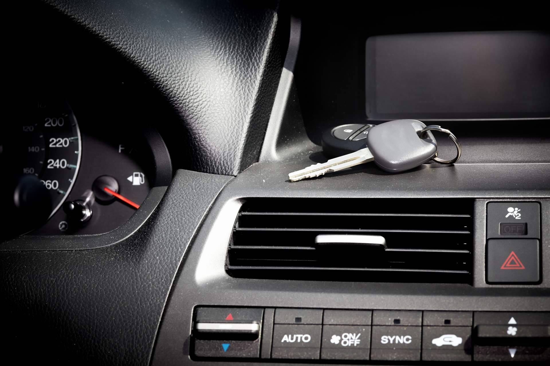 Recambios adaptados de cerrajería para automóviles de la mano de EGINER