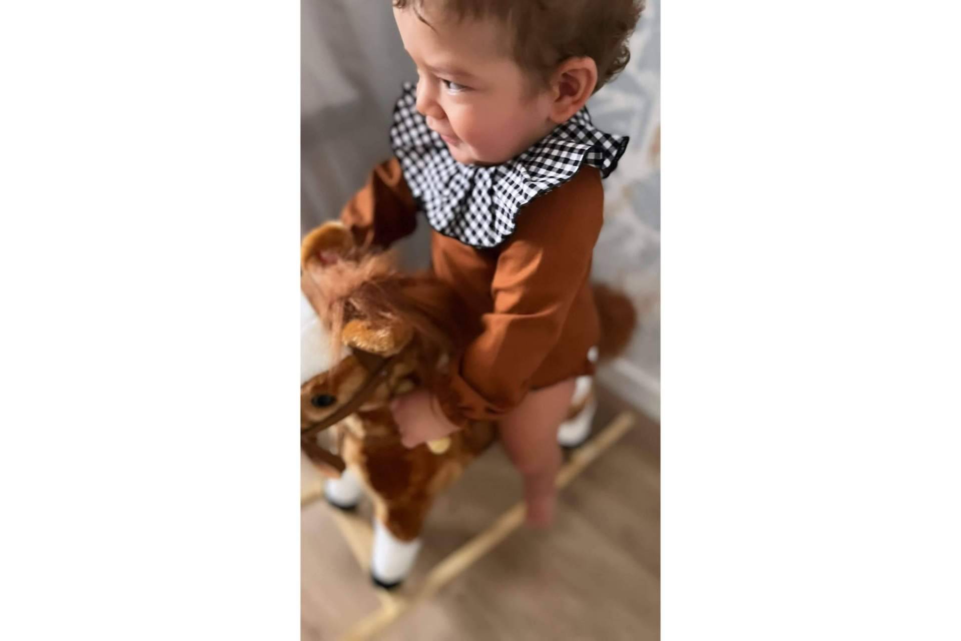 El amplio catálogo de ropa para bebés y moda de Topito's Handmade Boutique