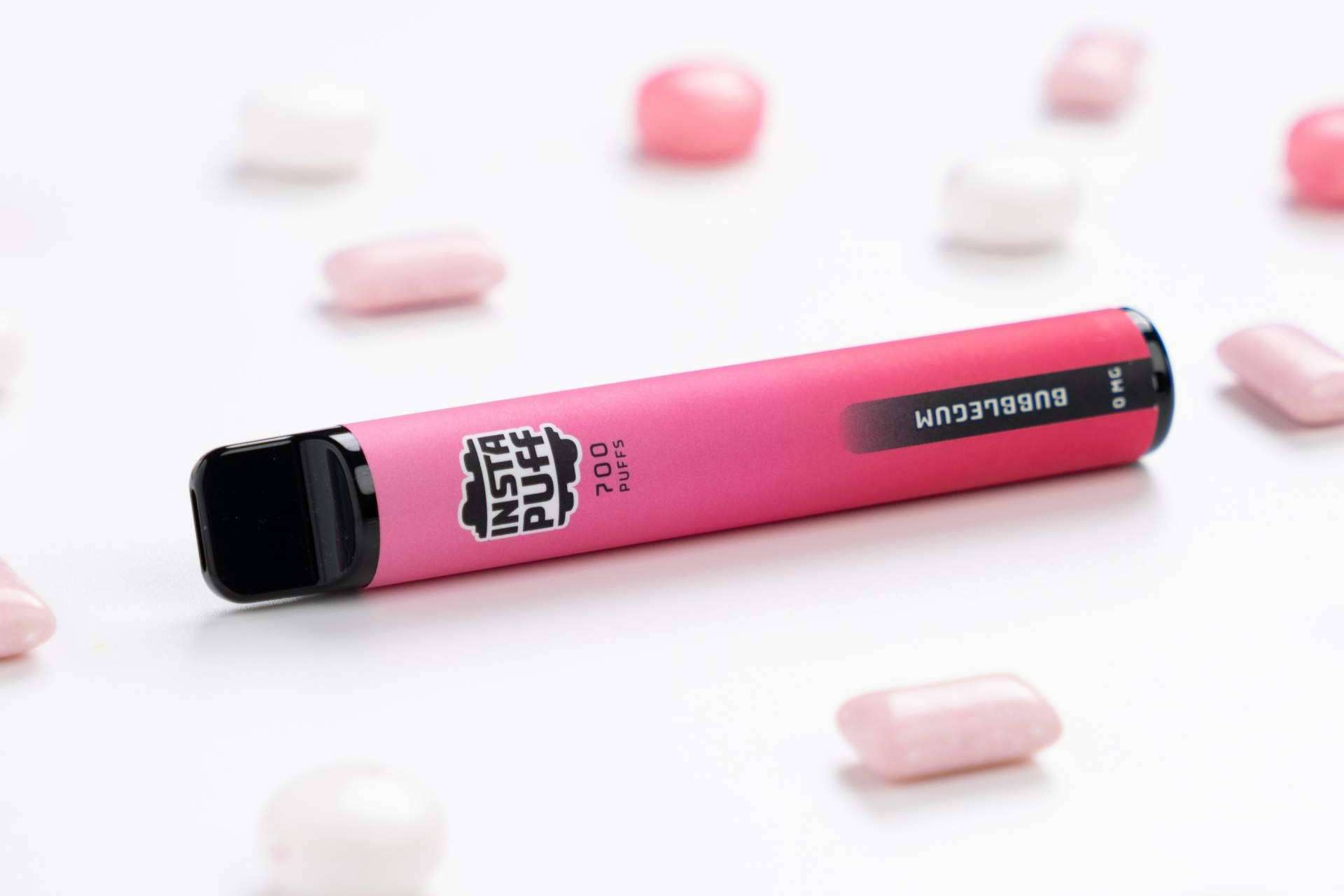 Insta Puff, la marca de vapers que ayuda a dejar de fumar, disponible en Aroma King