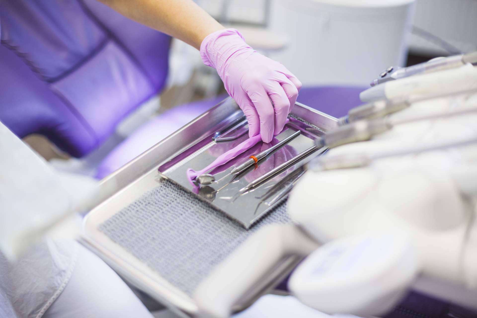 La Clínica Dental Delgado acoge a turistas que viajan para realizarse tratamientos dentales