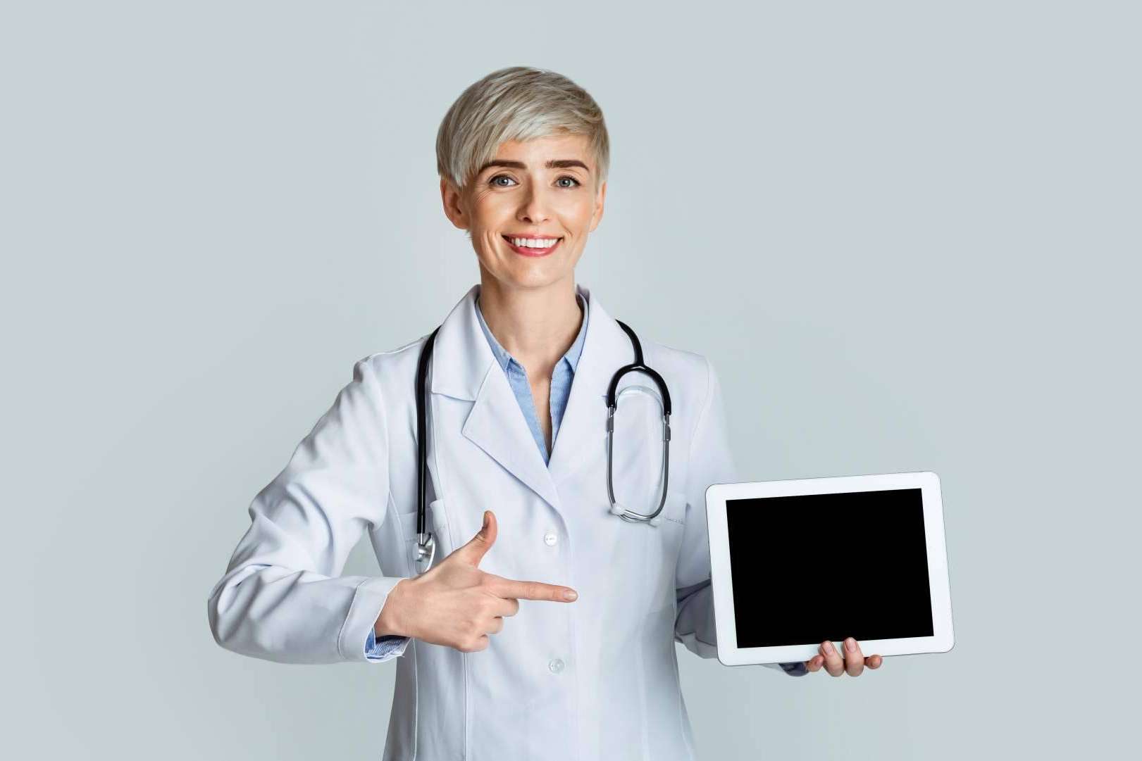 Los profesionales sanitarios encuentran en Enfermería Evidente una de las academias de formación acreditada más reconocidas
