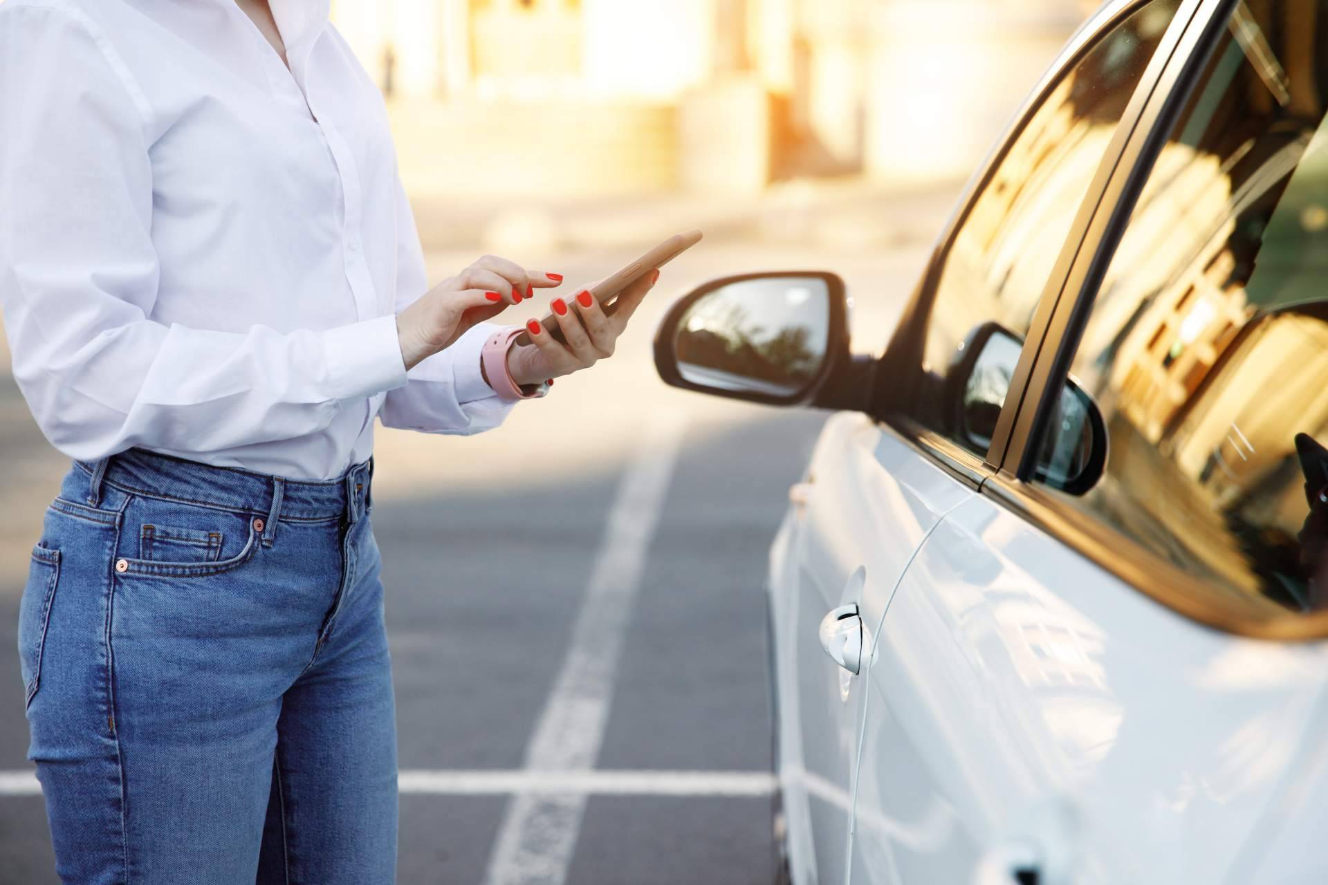 Urbanpoliza, las ventajas de los seguros para carsharing y motosharing