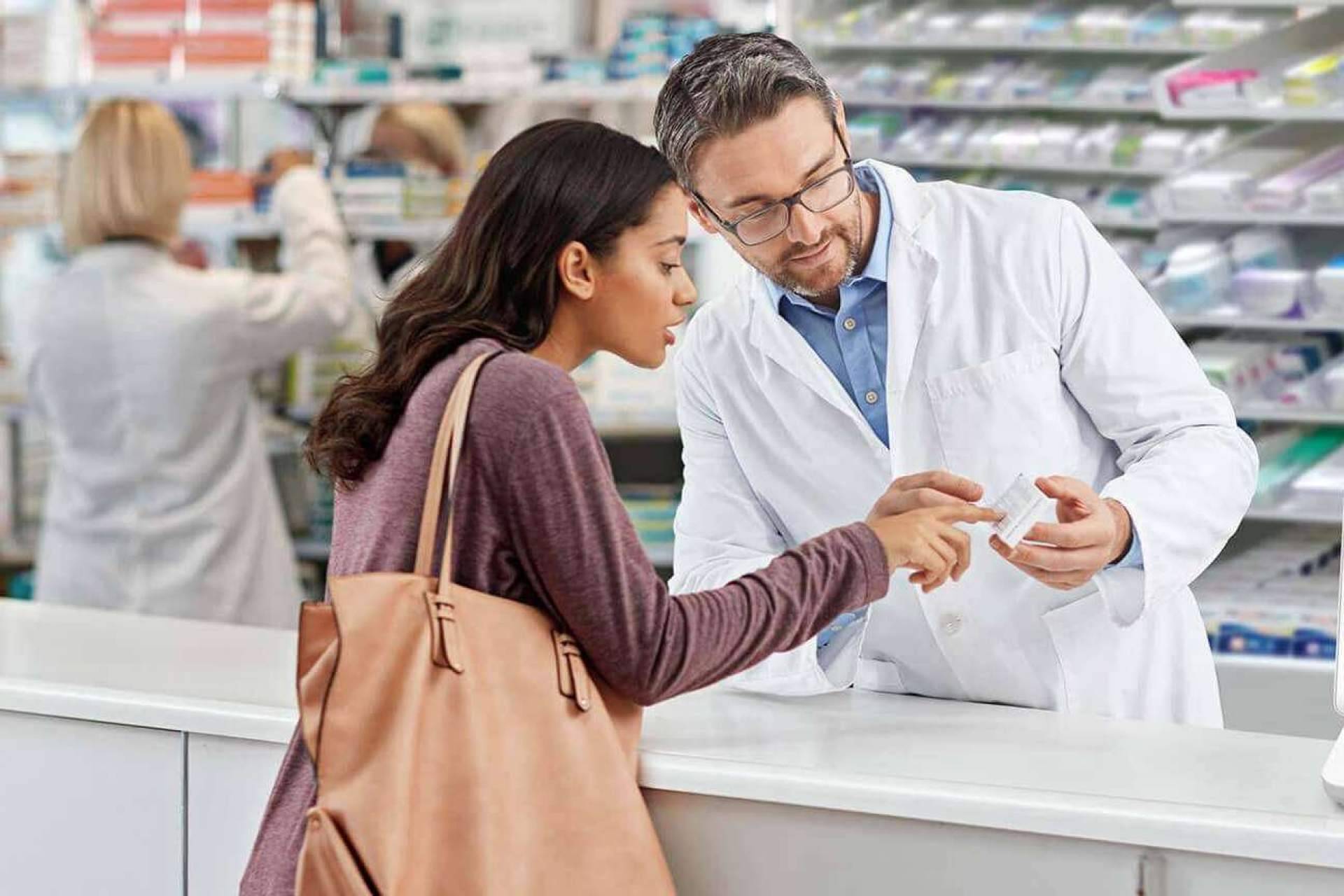 ¿Qué hay que saber antes de comprar una farmacia?, con Urbagesa Farmacias