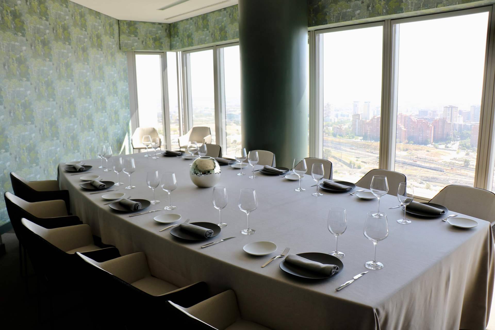ÉLKAR, un restaurante situado a mucha altura de España cumple un año