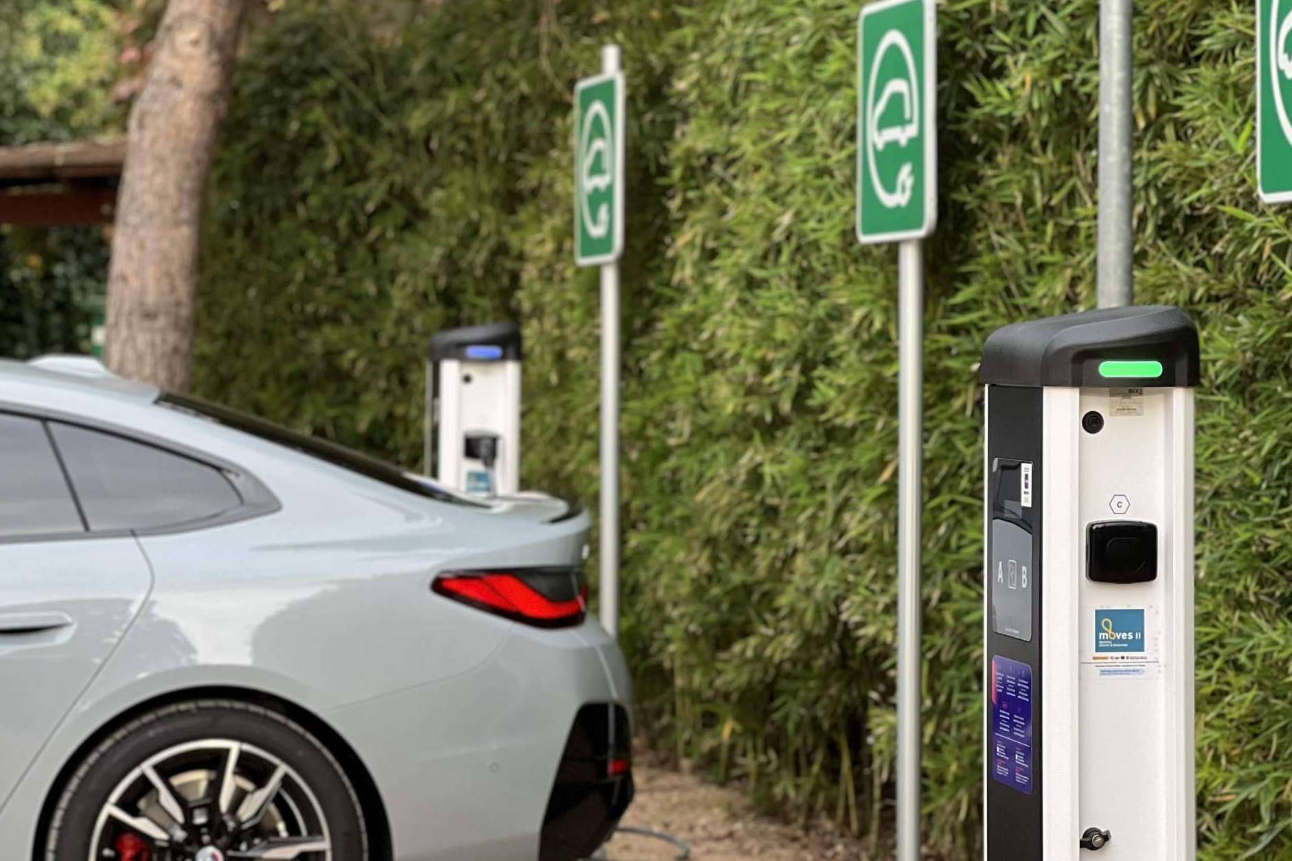 Hotel Balneari Prats instaló cargadores para coches en sus instalaciones