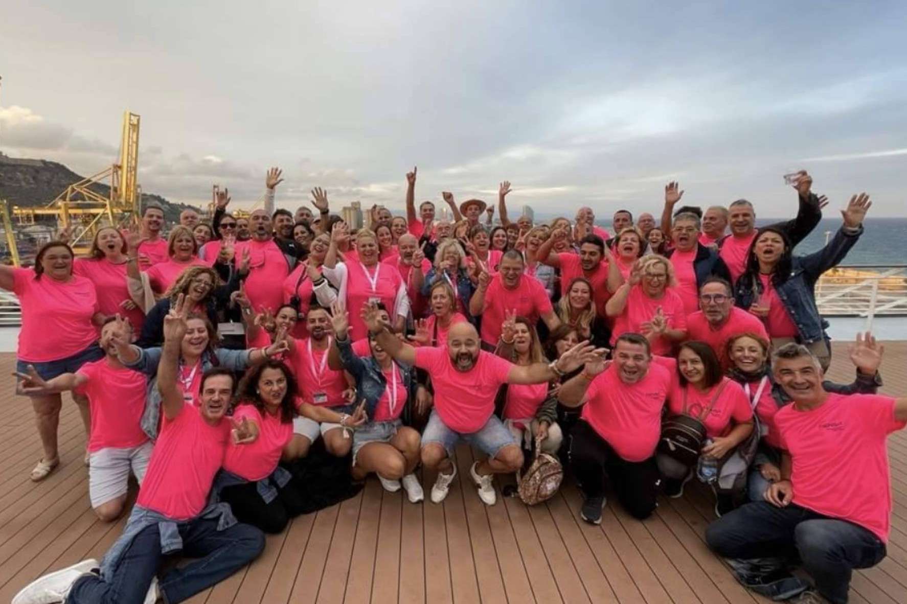 Piensa Network realiza su primer viaje grupal con casi 100 personas a bordo