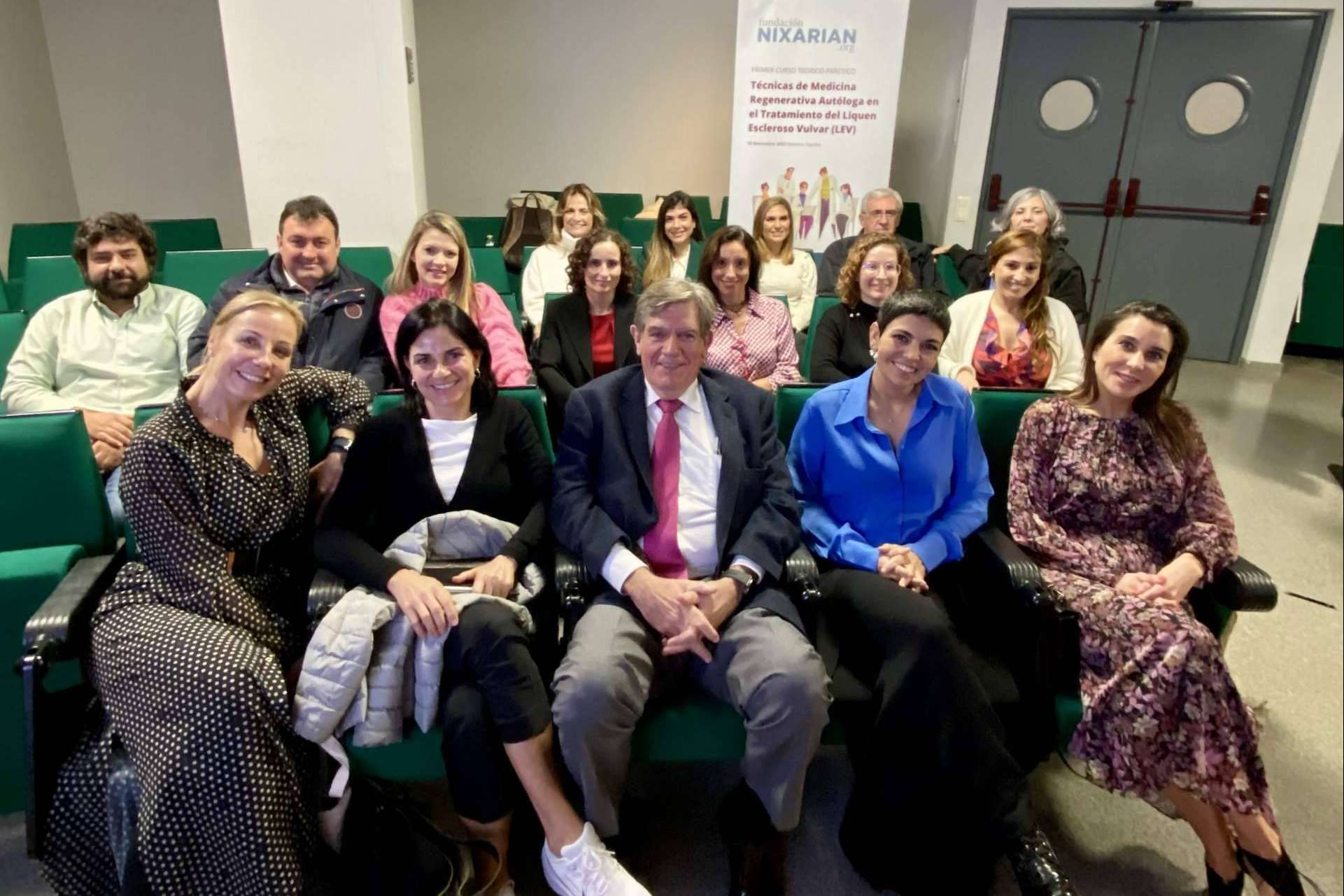 El Primer Curso Teórico-Práctico sobre Técnicas de Medicina Regenerativa Autóloga en el Tratamiento del Liquen Escleroso Vulvar (LEV) ha sido un éxito