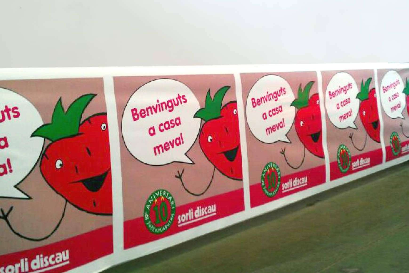 Oxydo ofrece pancartas y cubrevallas publicitarias personalizadas para eventos
