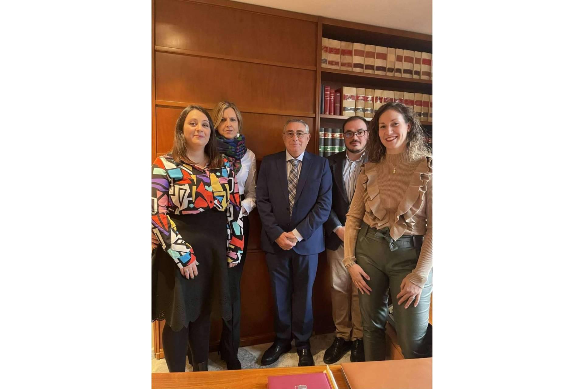 Reclamación judicial por impago de deudas de la mano de Peraltalaw