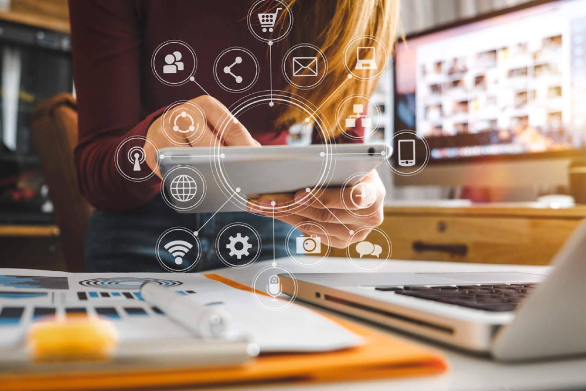 IDX Innovadeluxe presenta las tendencias del e-commerce en 2023