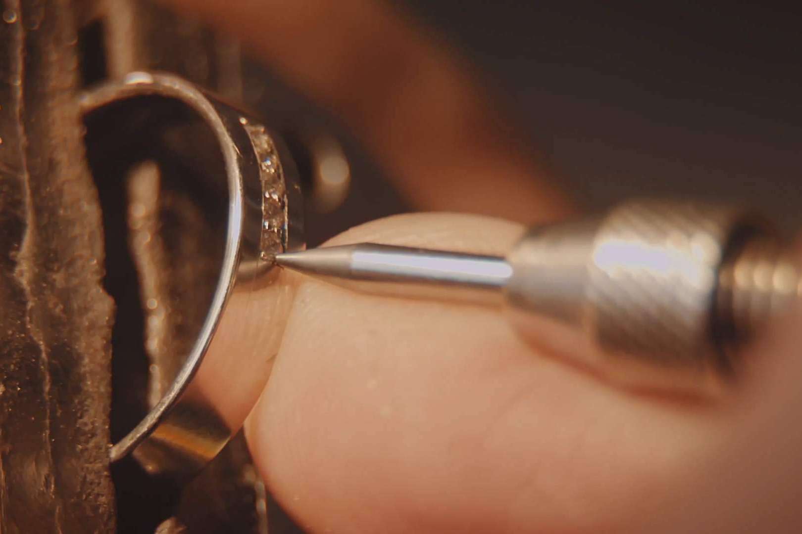 Las joyas artesanas contemporáneas y atemporales de Isabel Lamadrid