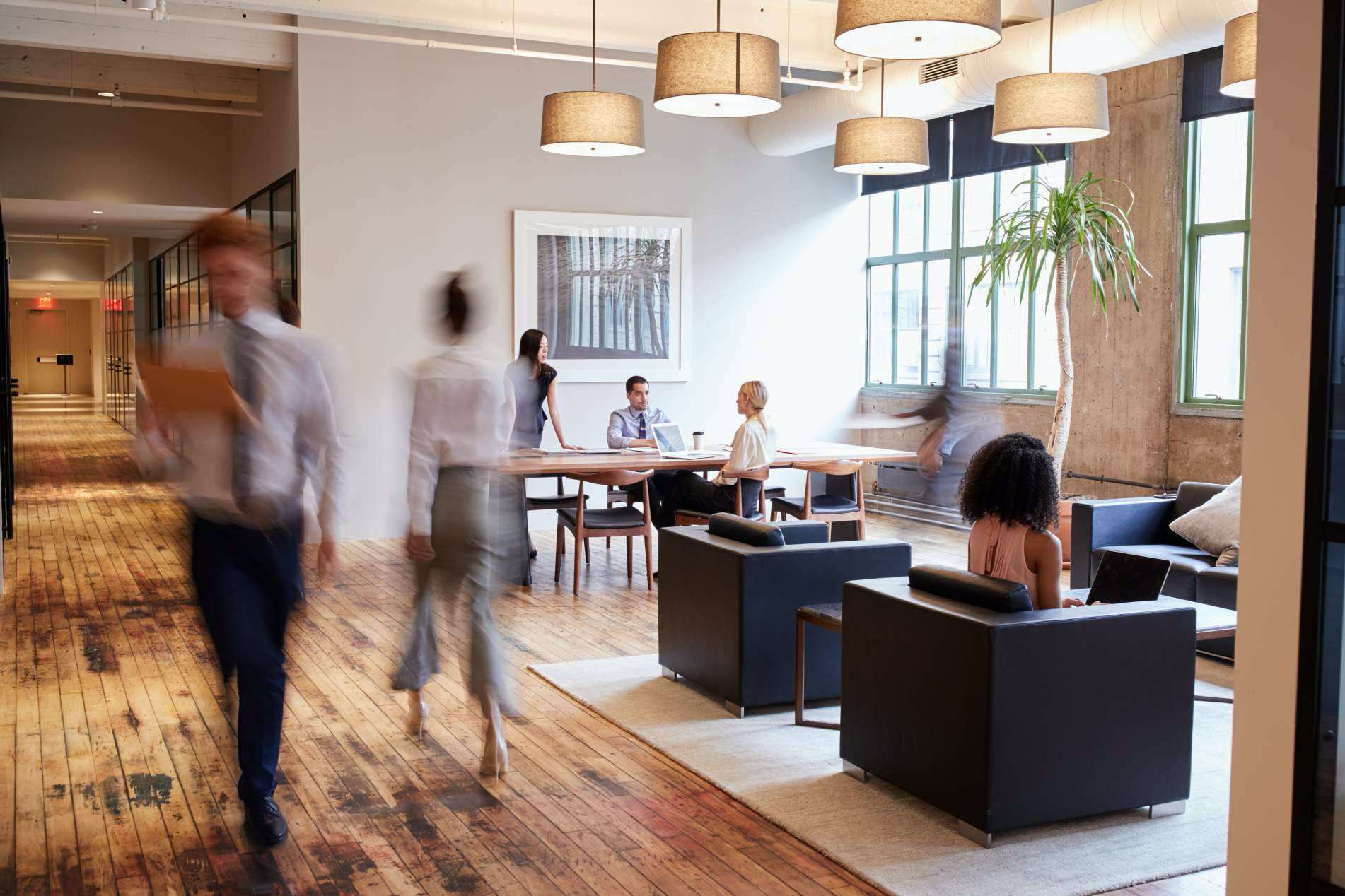 Alquilar salas de reuniones y formación en el coworking boutique en Barcelona WEKOW