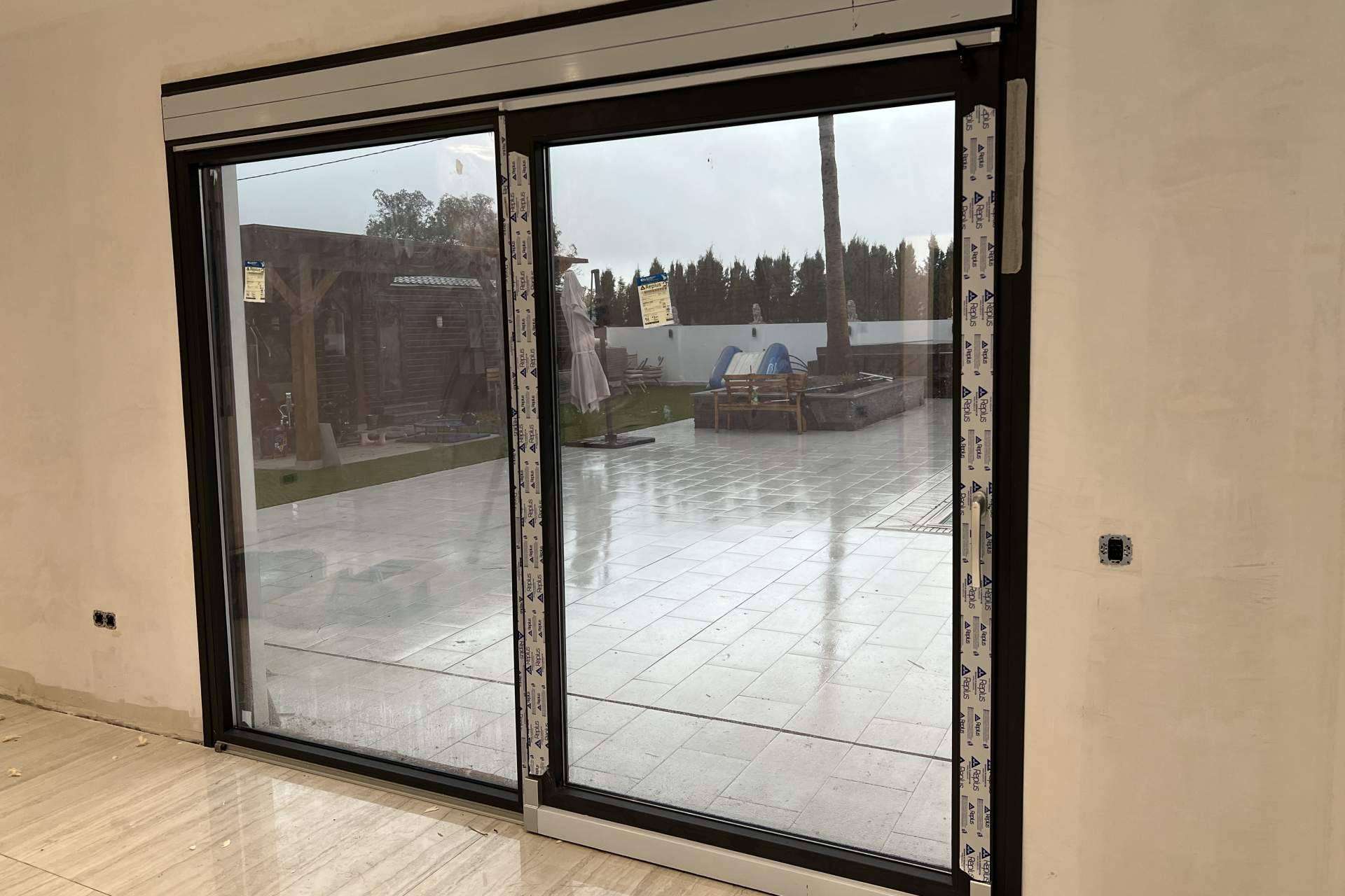 Ventanas PVC y aluminio en Grupo del Mader