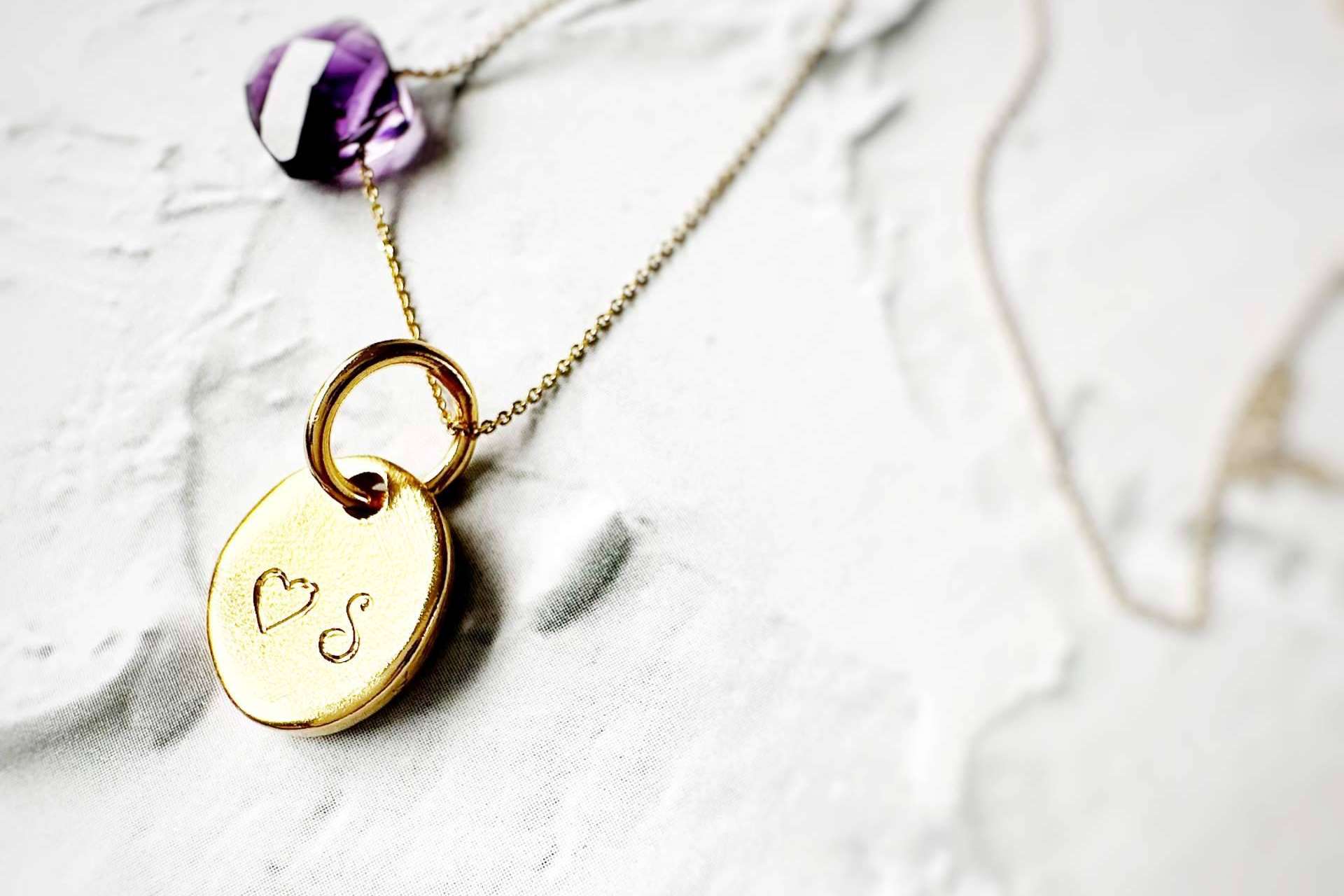 Una propuesta ideal para regalar o autoregalarse, las joyas especiales y originales de la marca Dejando Huella