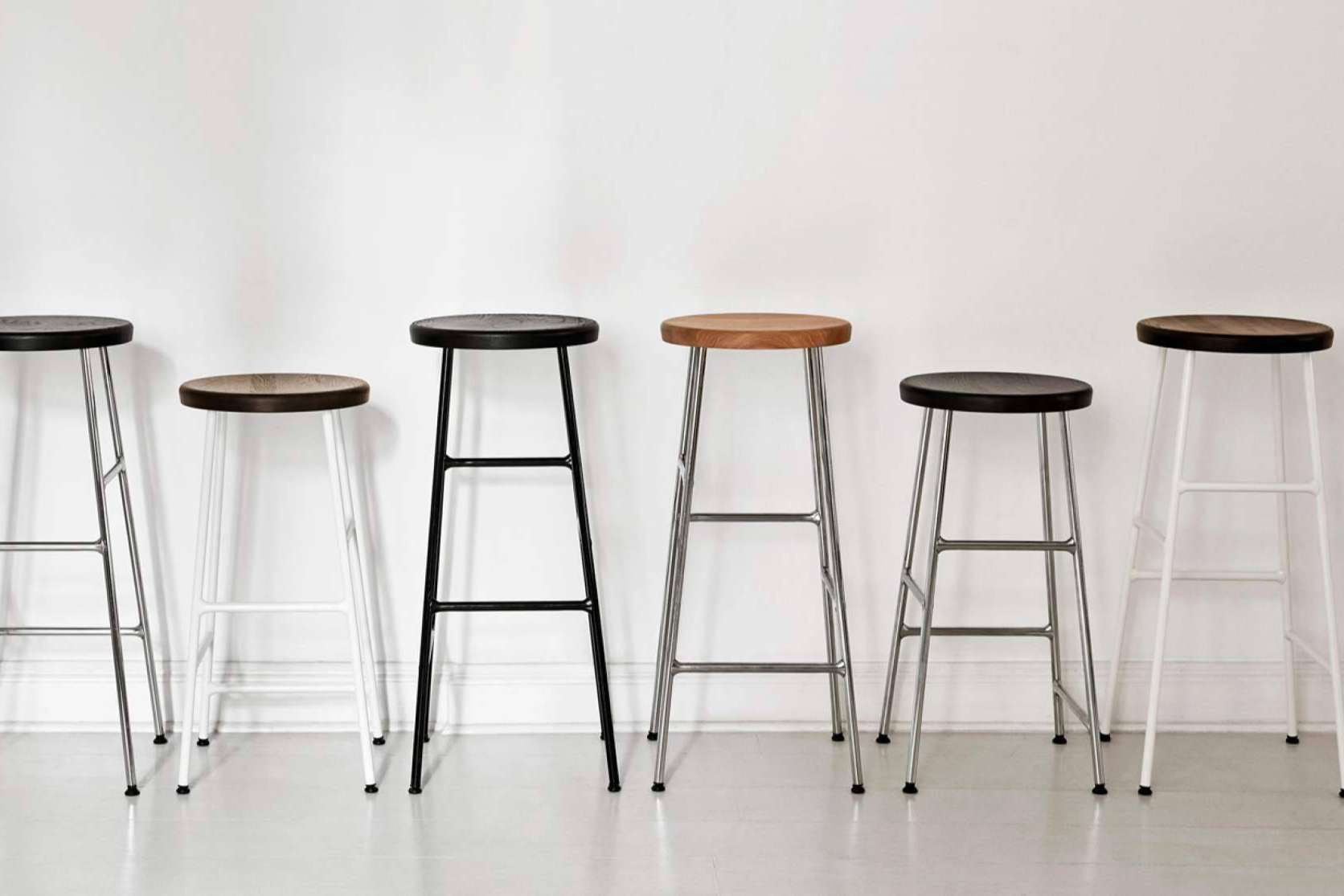 Muebles-Hostelería ofrece taburetes de hostelería cómodos, prácticos y de diferentes estilos
