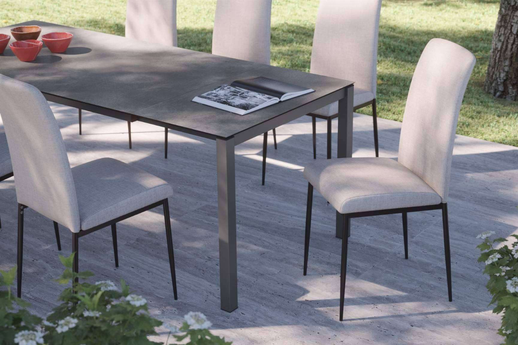 El amplio catálogo de sillas y mesas de jardín de Muebles Exterior