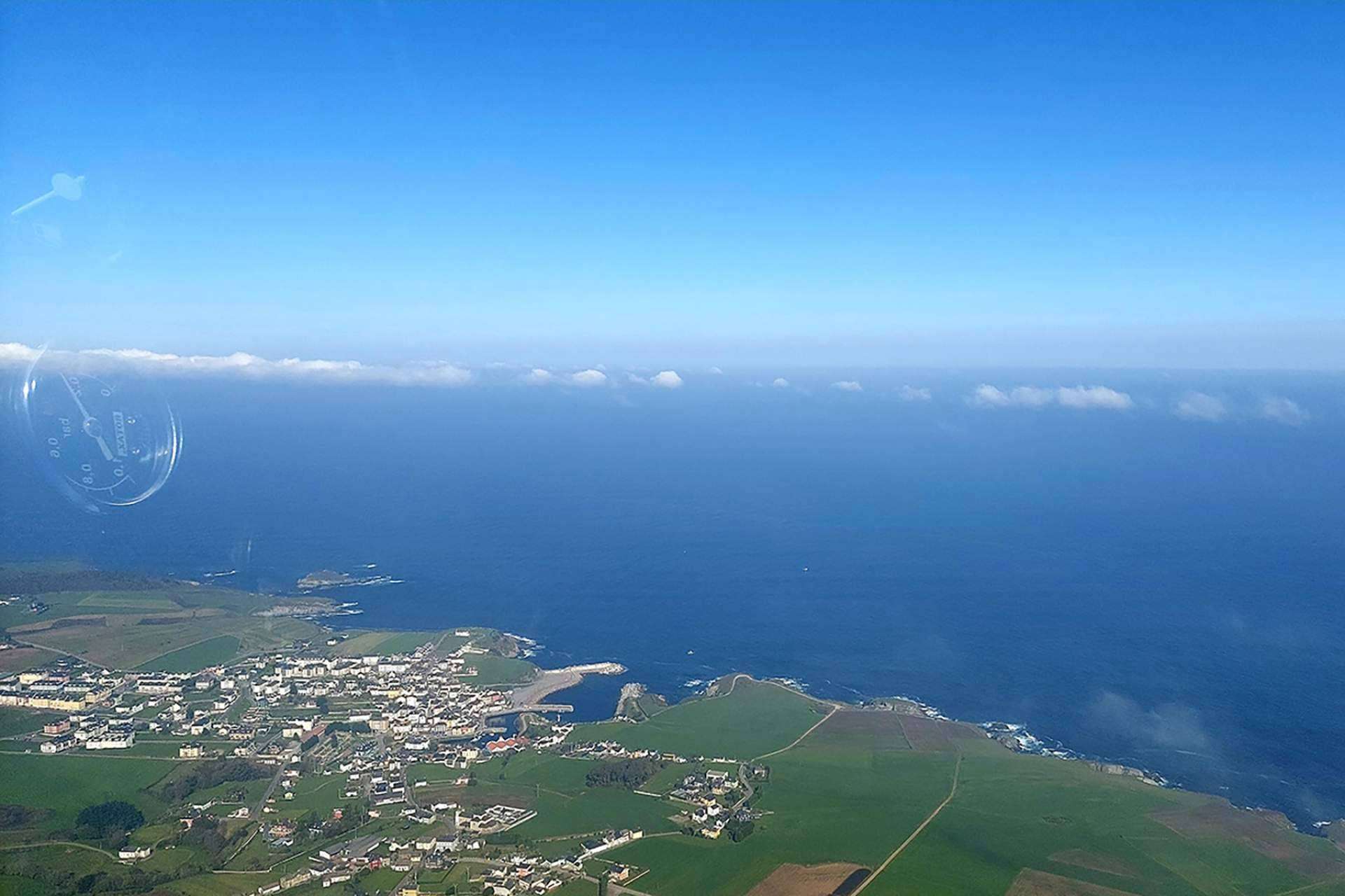 Volar en Asturias con los cursos de pilotaje de ultraligero que ofrece Asturfly