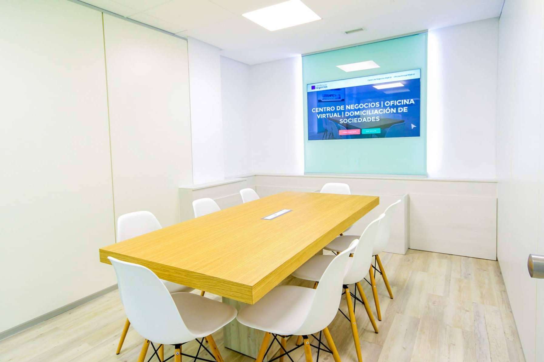 Los beneficios del alquiler salas de reuniones en Madrid de la mano de Atrium