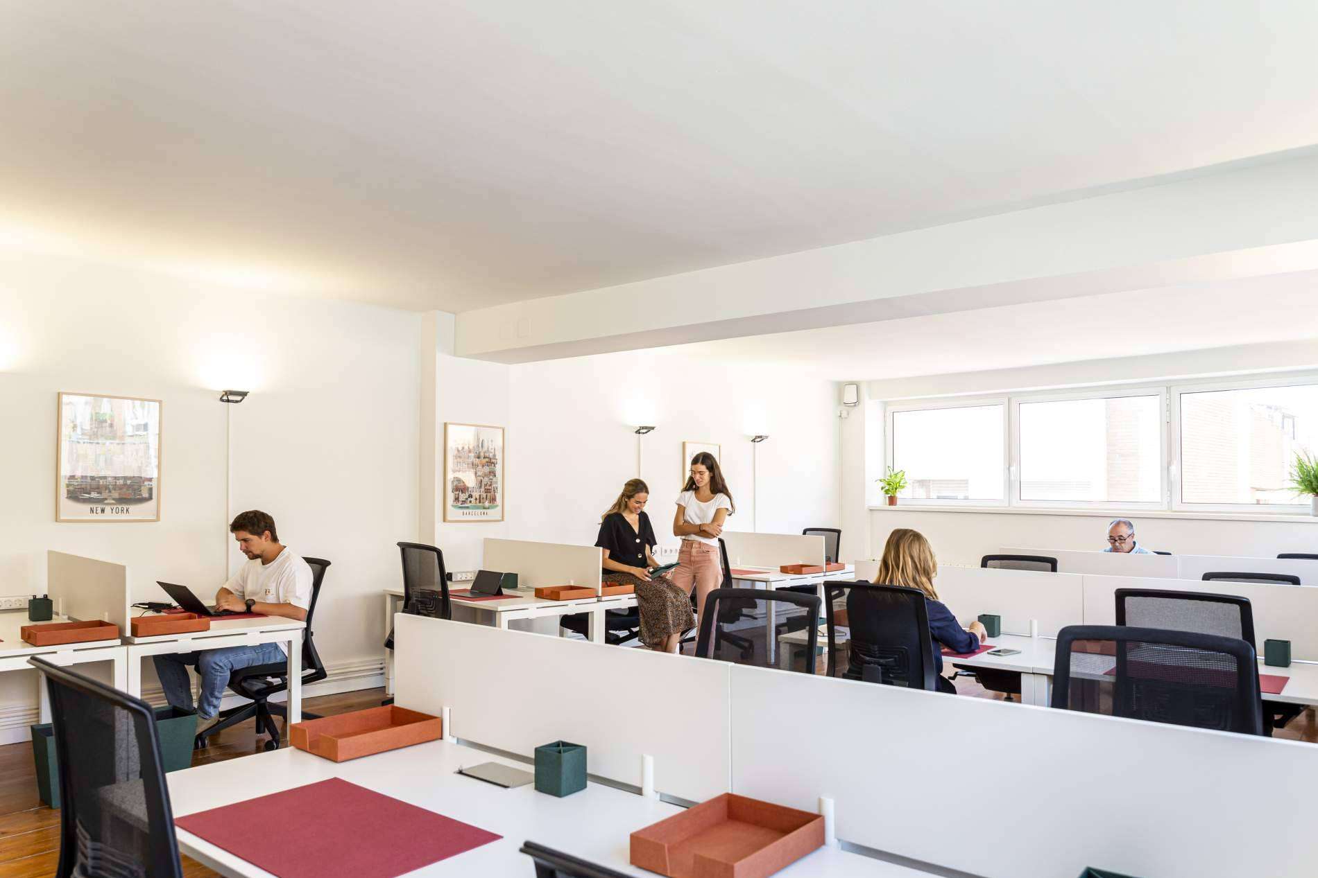 Espacios de coworking para profesionales y empresas en Madrid y Barcelona con La Guarida Creativa
