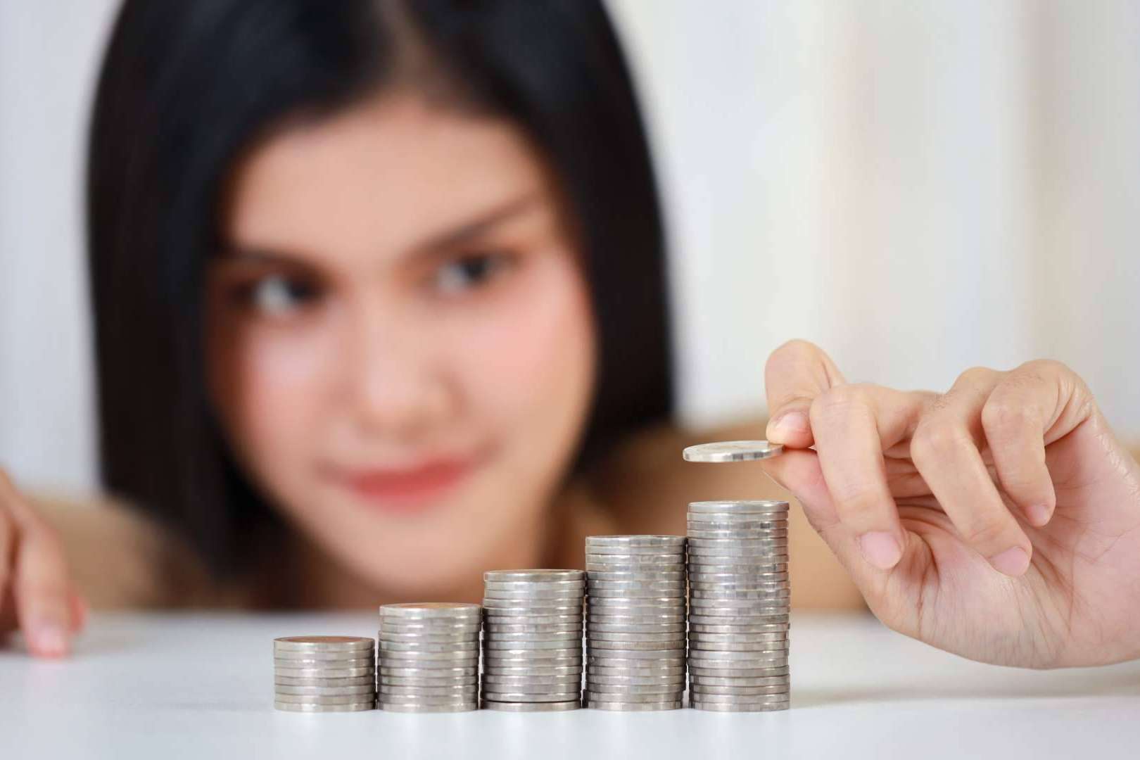 Los impuestos que hay que pagar para comprar una vivienda y una forma de ahorrar