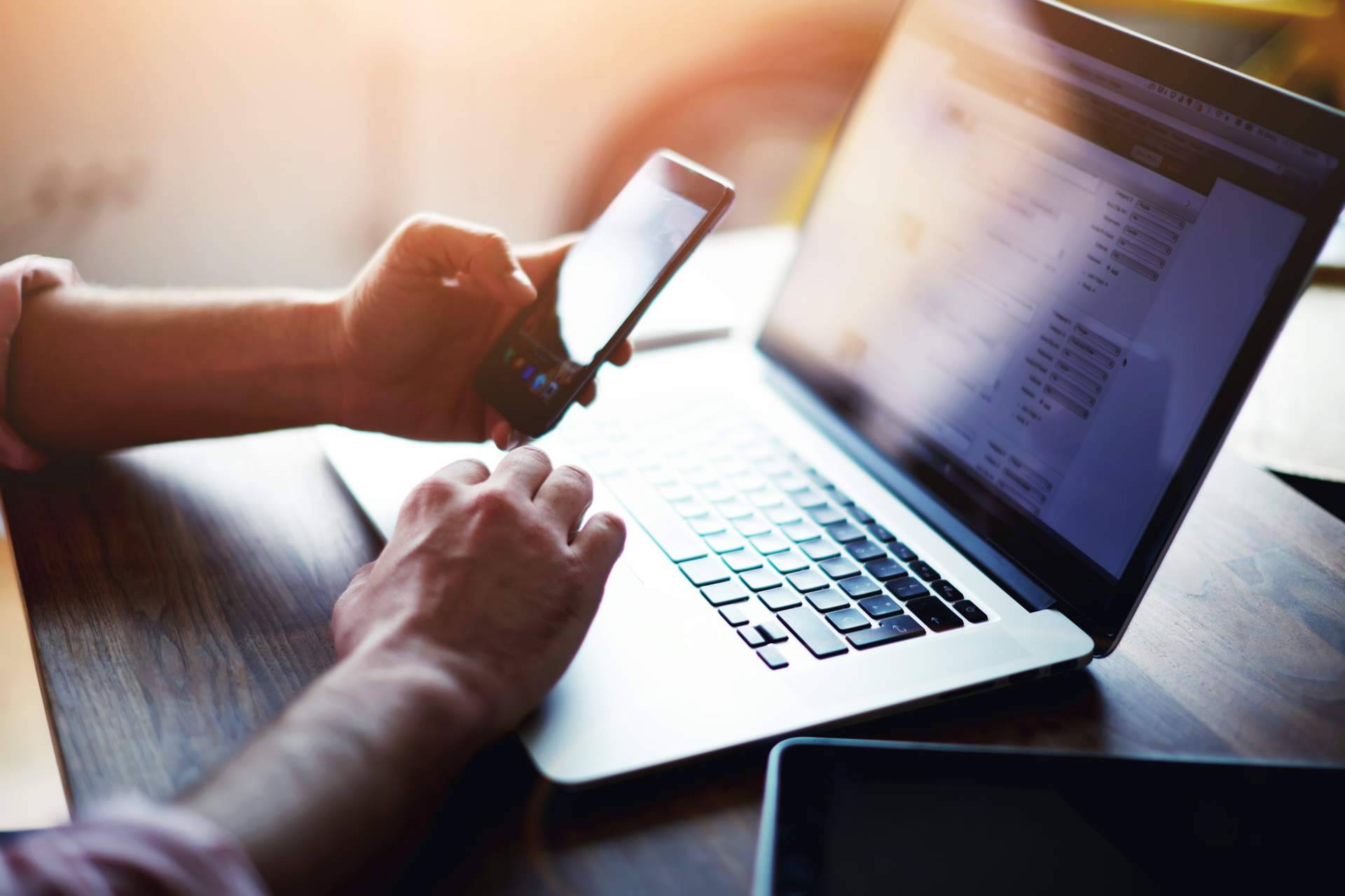 Glomarkhome pone a disposición de sus clientes un catálogo de servicios dentro del cual se encuentra el marketing telefónico
