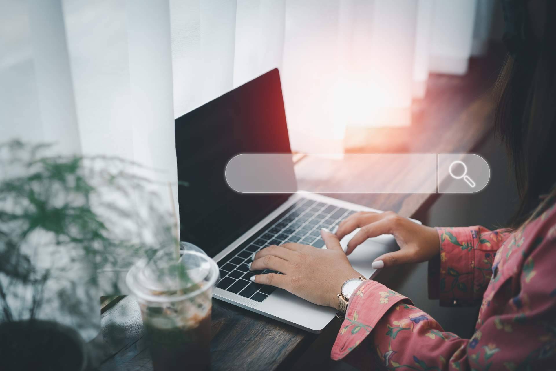 ¿Cómo mejorar el posicionamiento de la web y conseguir más clientes?, por sucommunitymanager.com