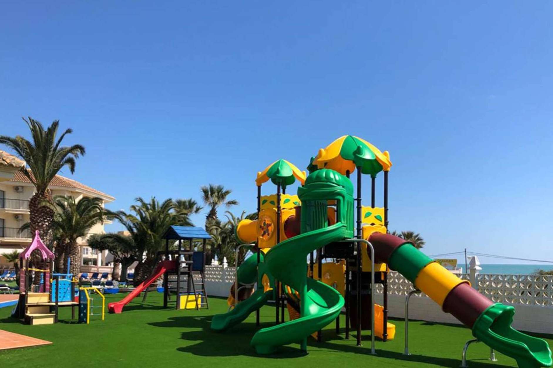 Valhotel, alojamiento turístico en la playa de Valencia