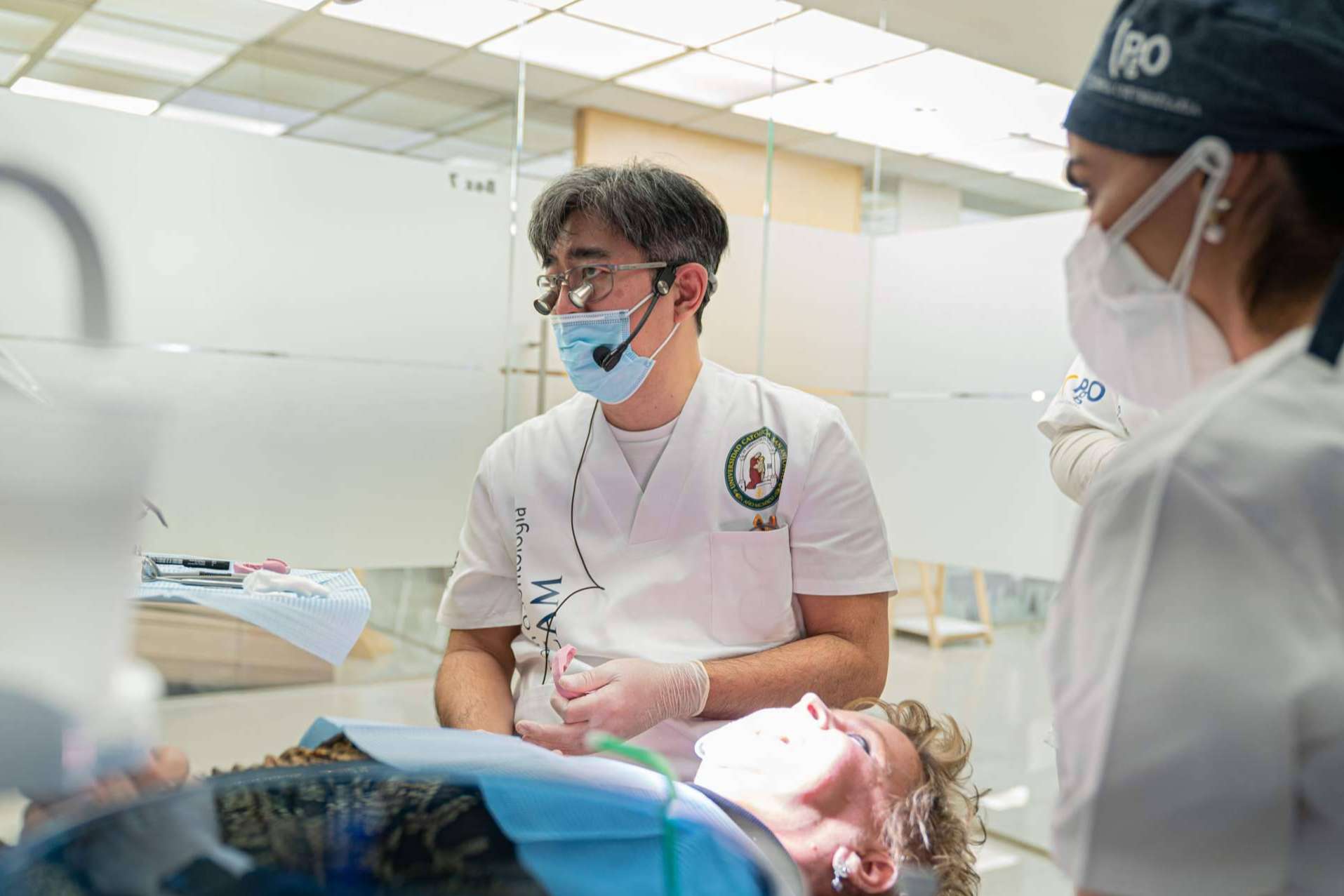 Carillas de cerámica, una técnica impartida por uno de los mejores del mundo en PgO UCAM