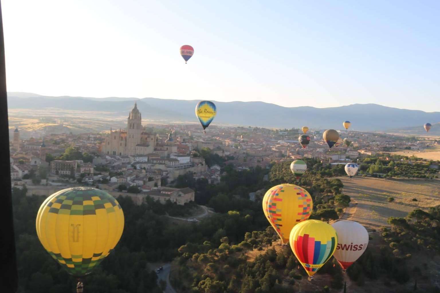 Algunos de los mejores viajes en globo del mundo y uno está aquí al lado