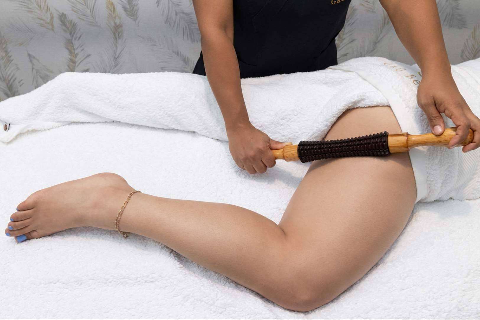 Tonificar el cuerpo con los servicios de maderoterapida de G&G Beauty