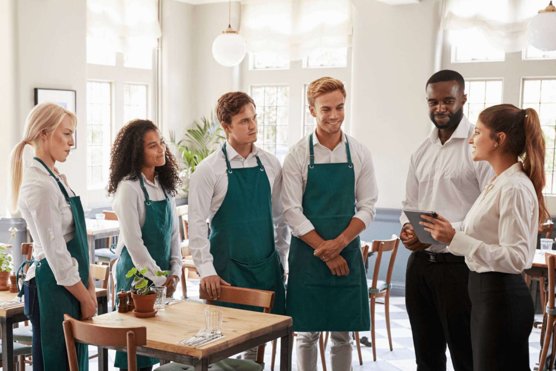Servicios de auditoría y asesoría gastronómica para restaurantes y hoteles, por Oh My Business