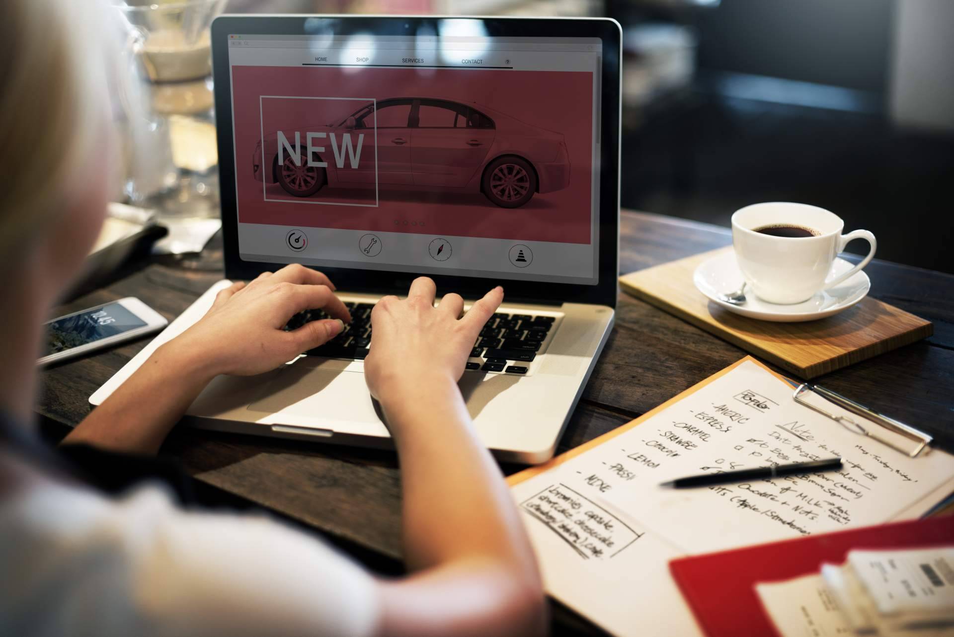 Beneficios de realizar publicidad digital en plataformas como Google y Facebook para empresas