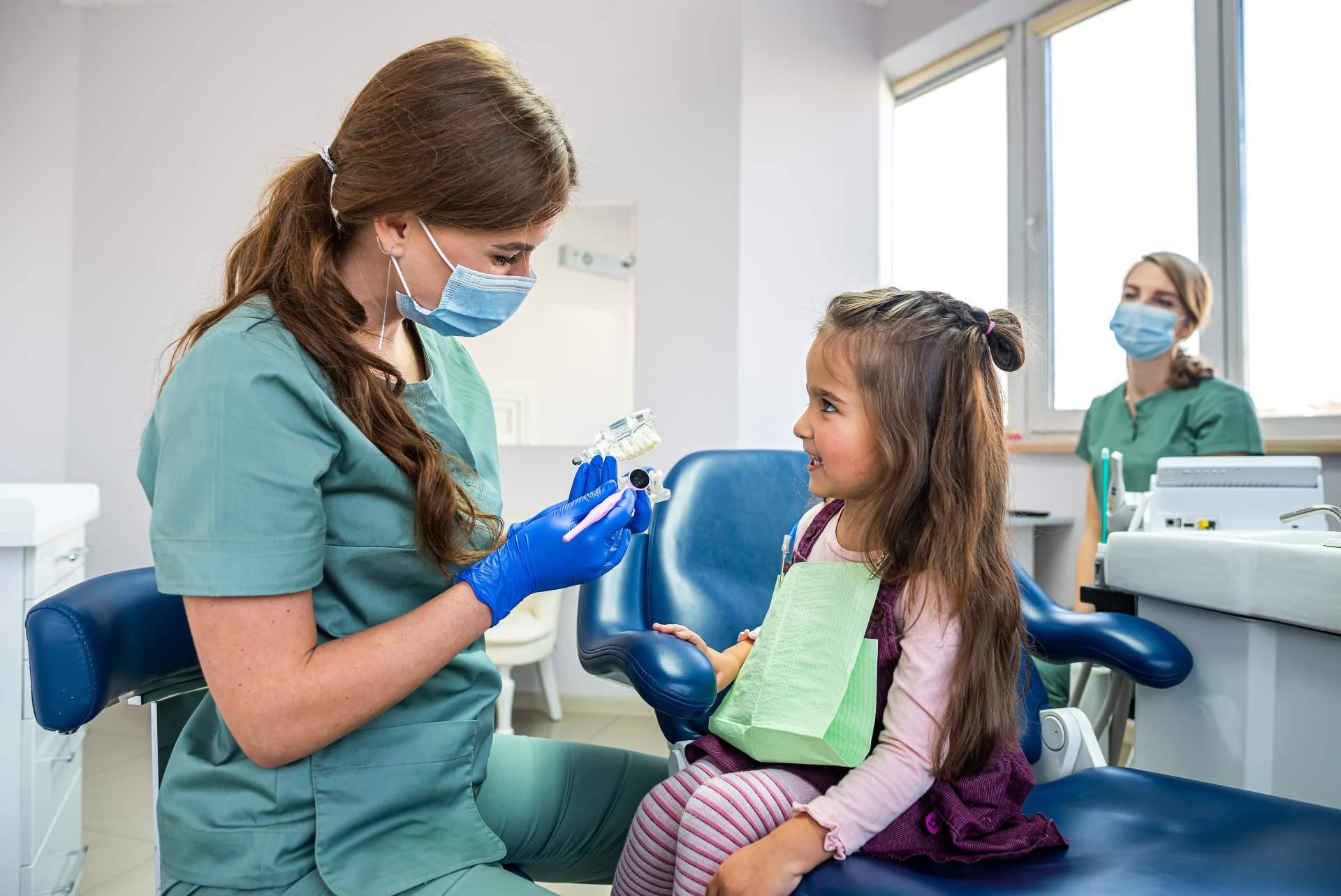 ResidentLive  y su atención de calidad a la salud bucodental de los niños