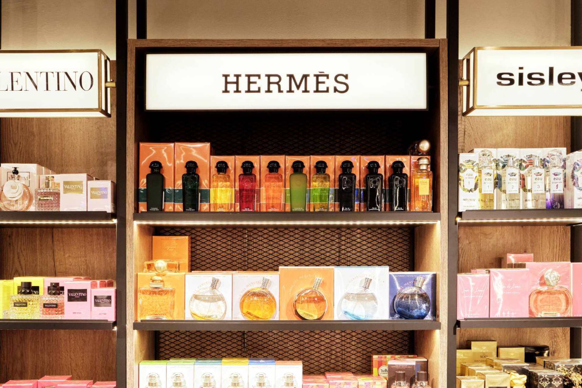 Perfumería Comas, un lugar donde conseguir perfumería de lujo