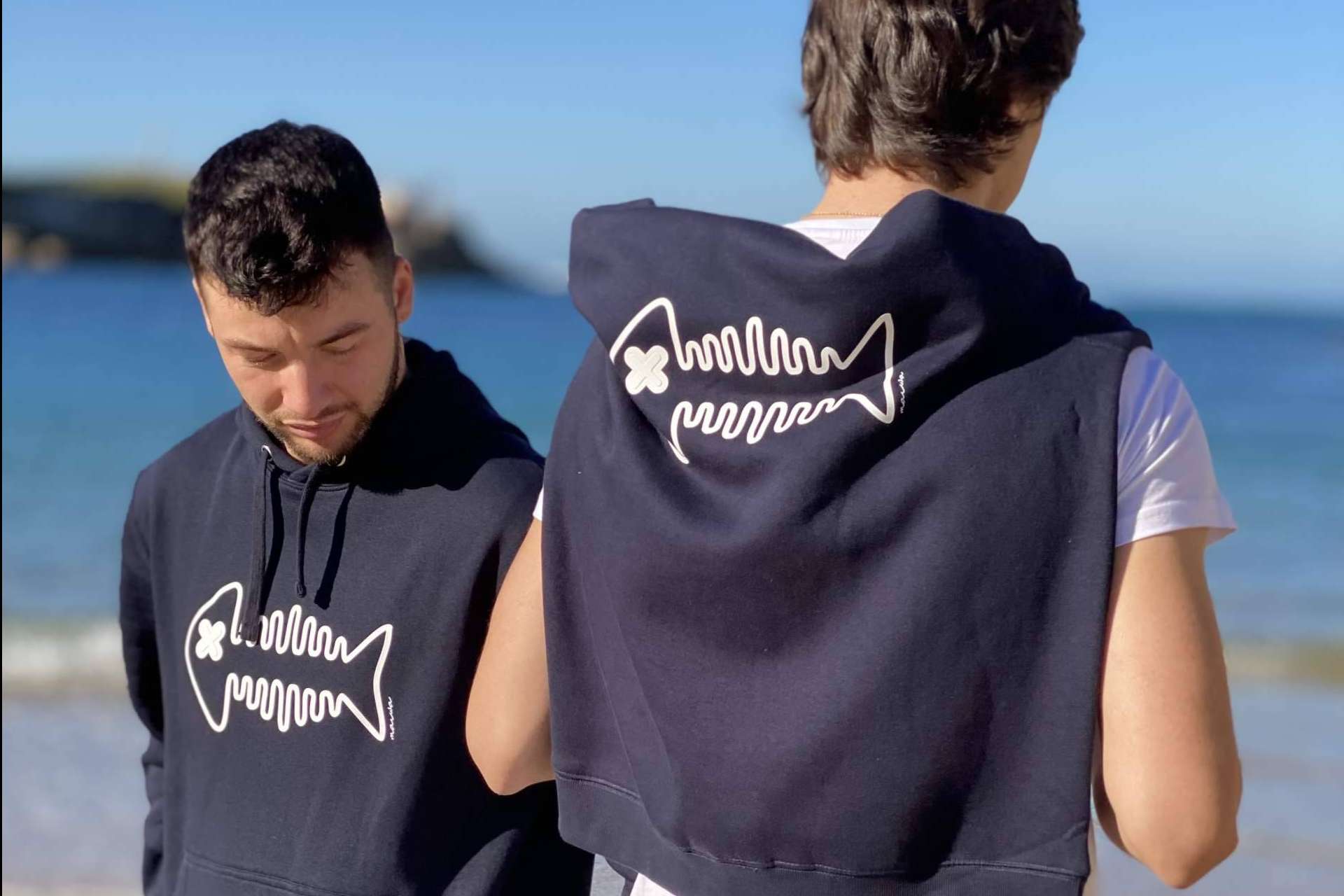 Maiwa presenta las camisetas y sudaderas que las chicas robarán a sus chicos