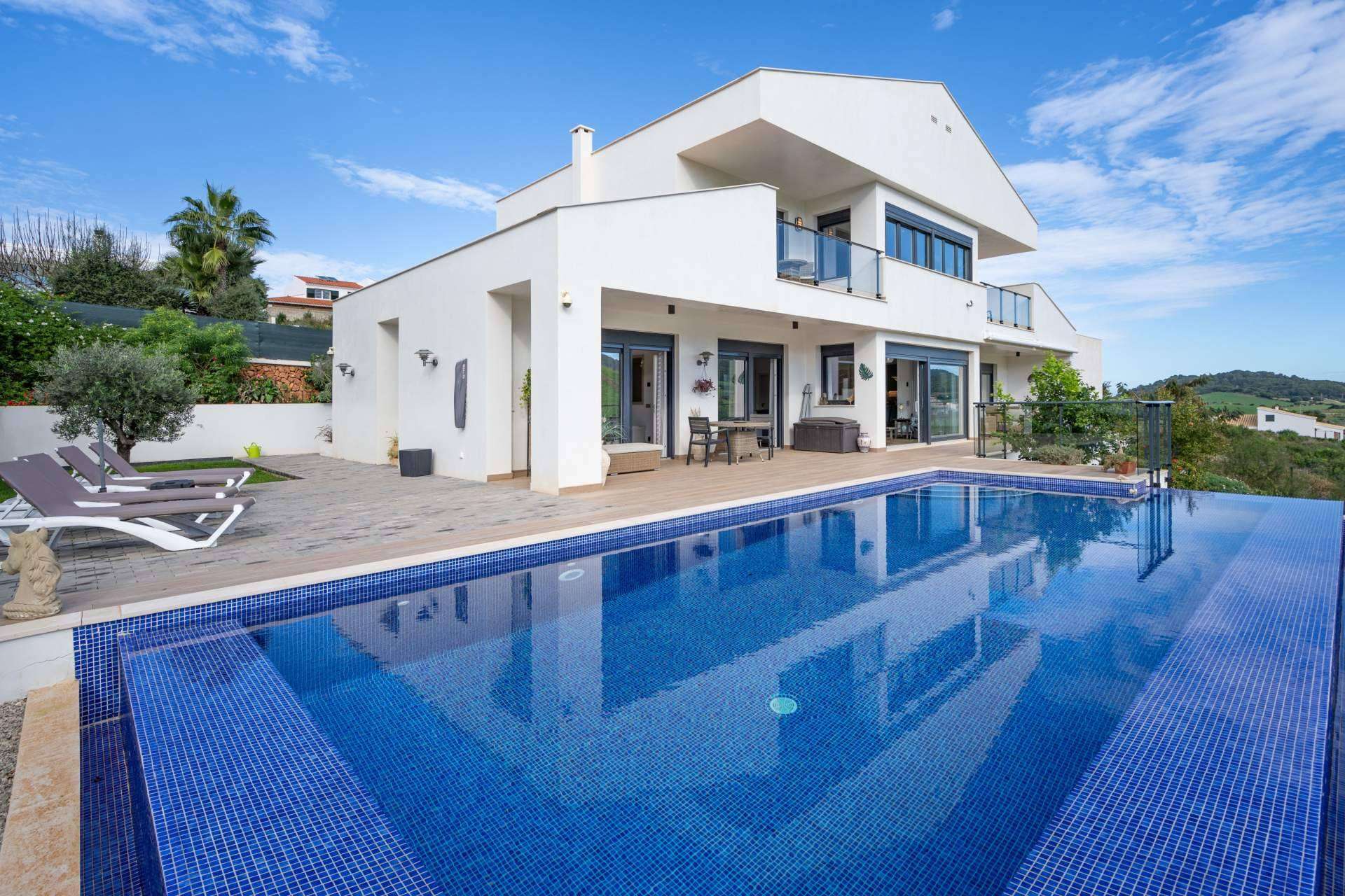 Comprar propiedades de lujo en áreas exclusivas de Menorca con Home Menorca