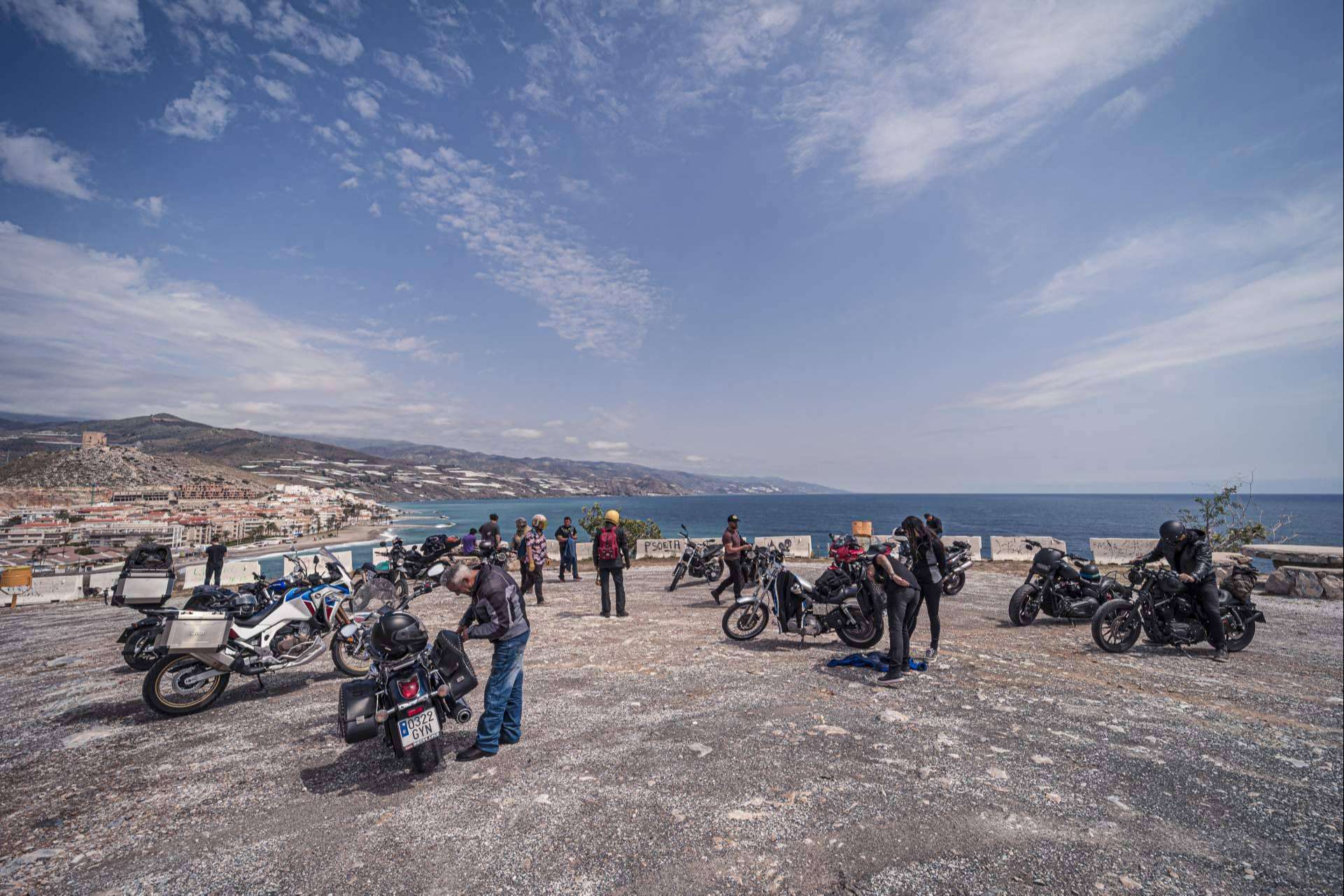 Motorbeach Adventures sobre las ventajas y diferencias de realizar rutas en moto