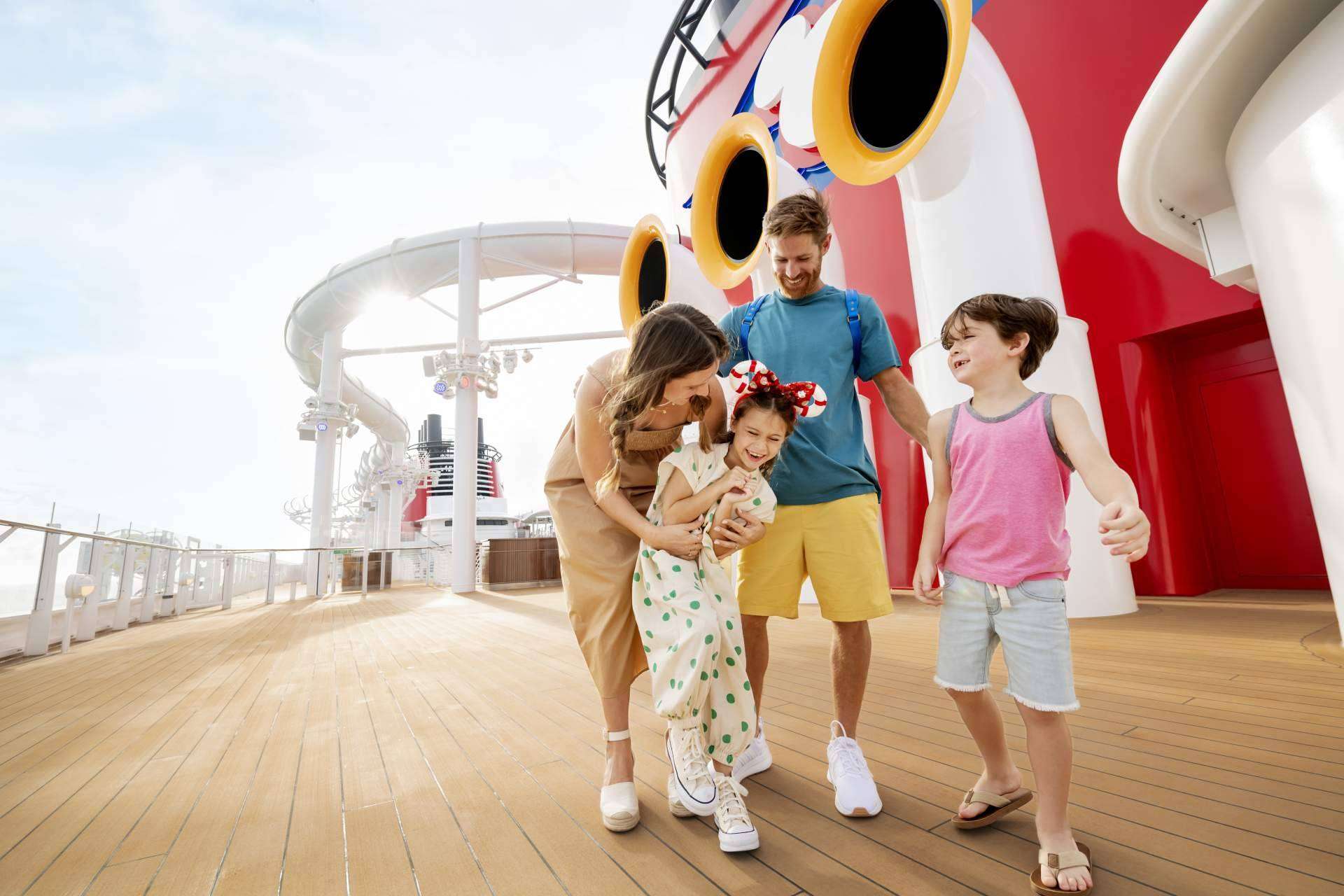 Vacaciones en familia en los Cruceros Disney este verano