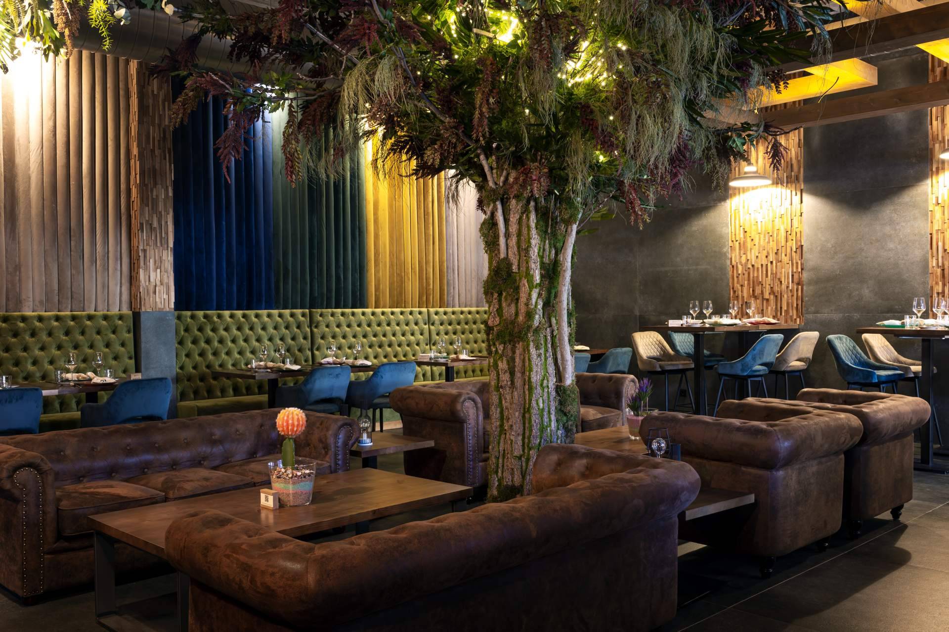 El primer aniversario de OZ gastroclub, una experiencia única en San Juan Playa