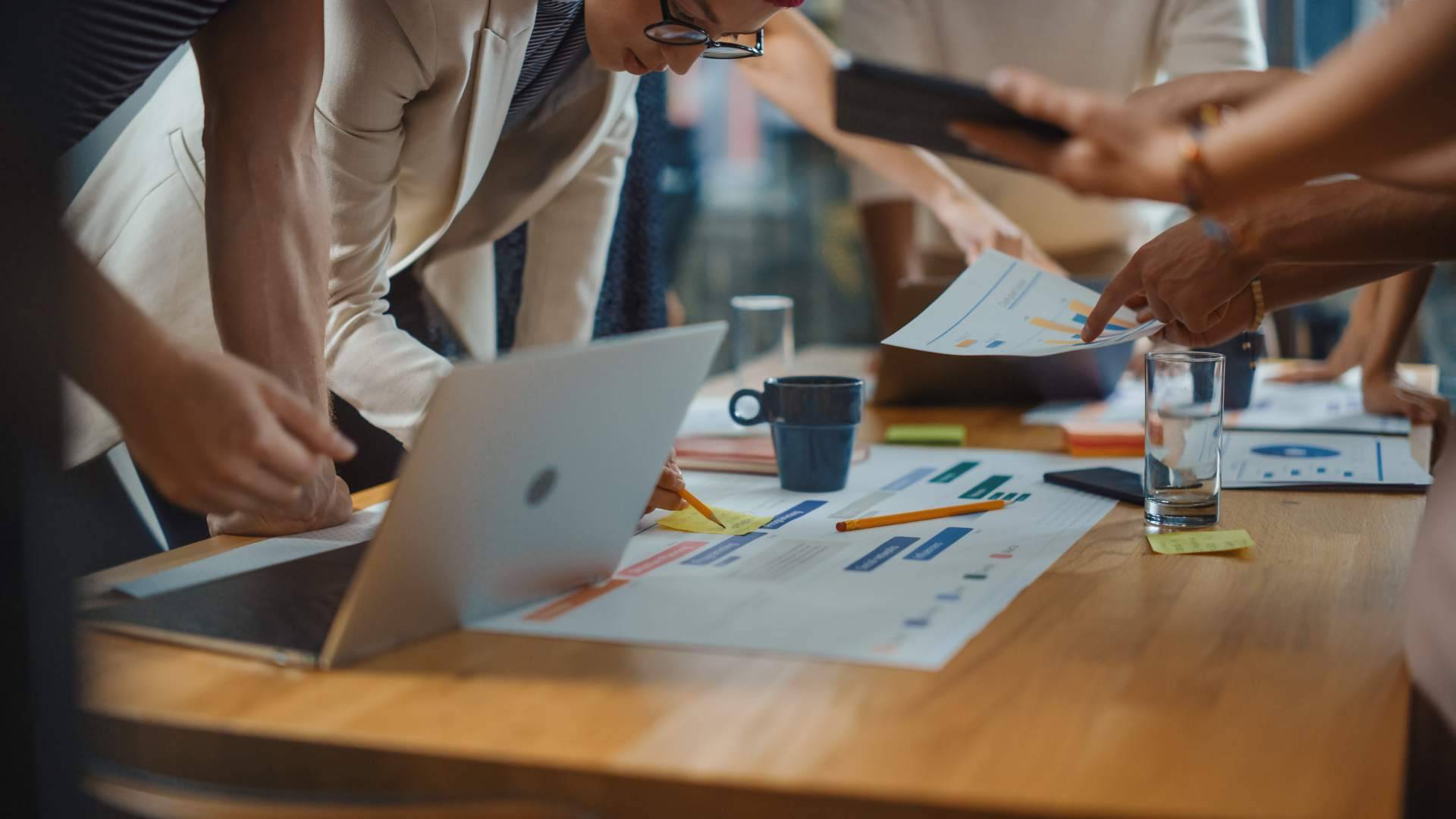 Una de las mejores agencias de marketing y publicidad en Valencia es Backspin