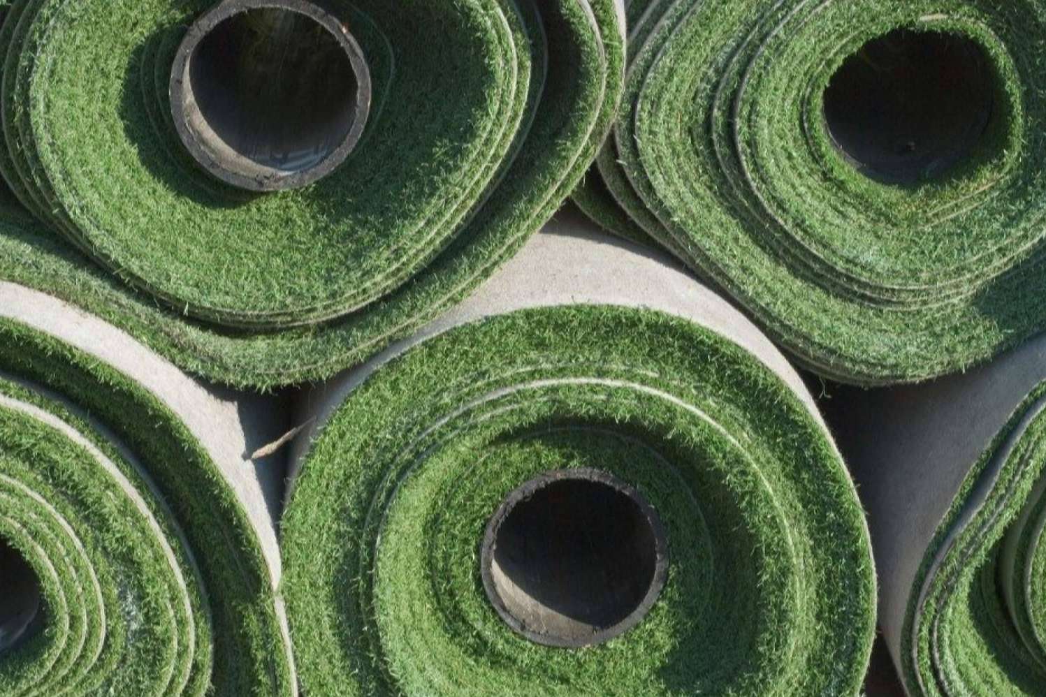 Césped reciclado fútbol una tendencia de mercado en alza, para la instalación de jardines,  residenciales y actividades de ocio