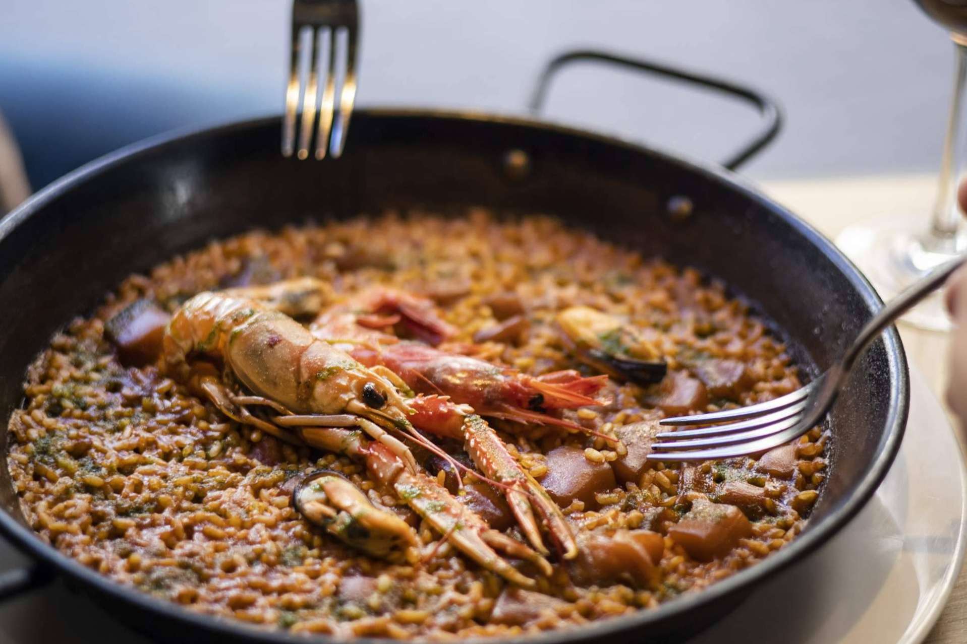 La excelencia del restaurante mediterráneo Season Restaurant ubicado en Eixample, Barcelona